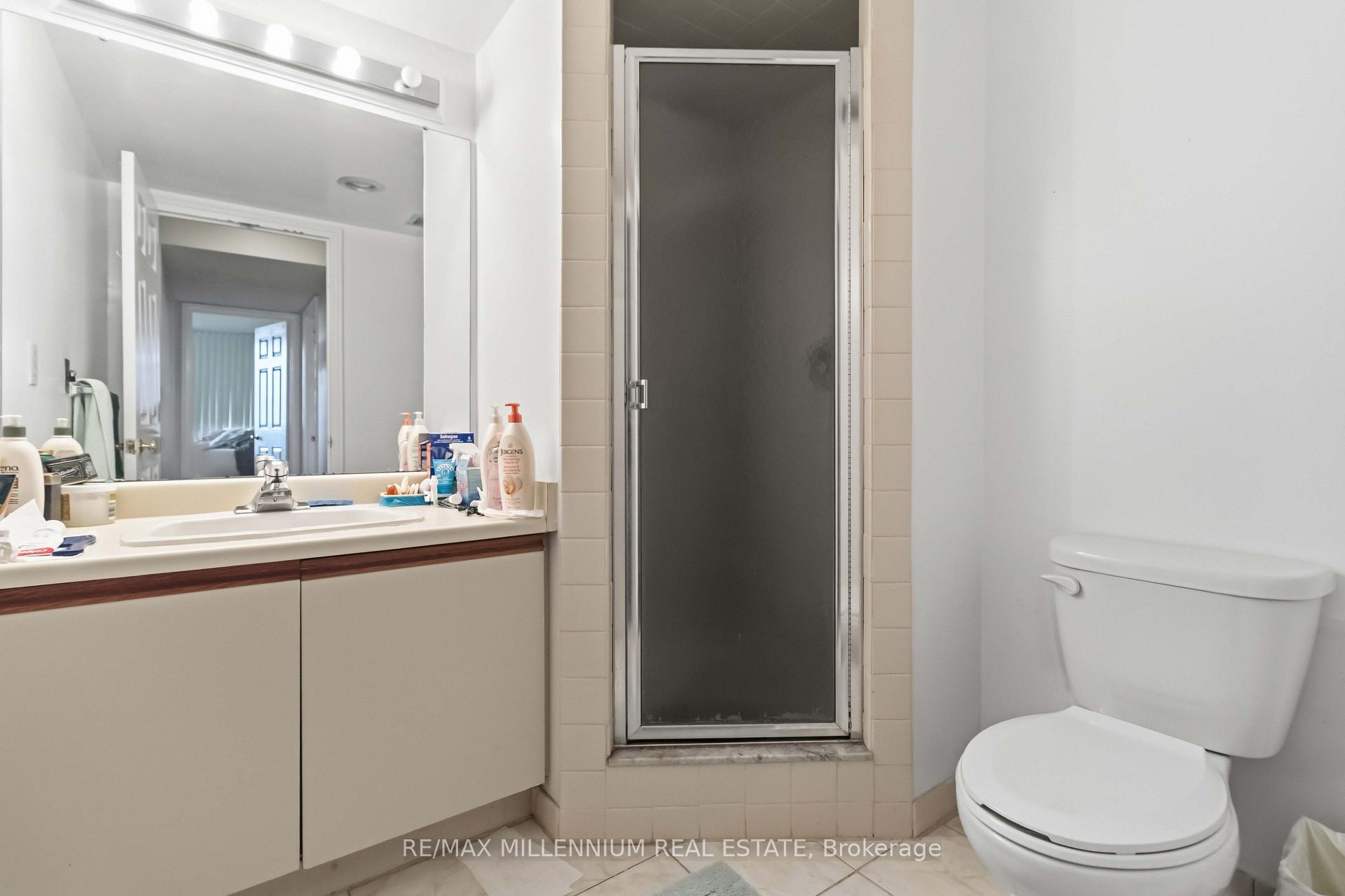 Photo 21 of Unit PH7, 4235 Sherwoodtowne Boulevard, Mississauga, City Centre — HOMEH