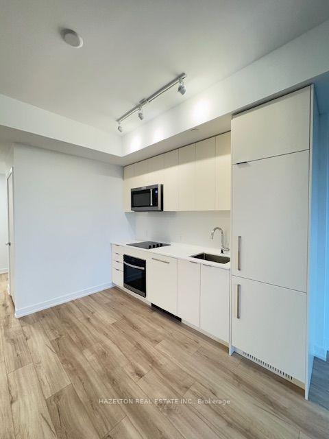 Photo 4 of Unit 619, 181 Sheppard Avenue E, North York, Willowdale East — HOMEH