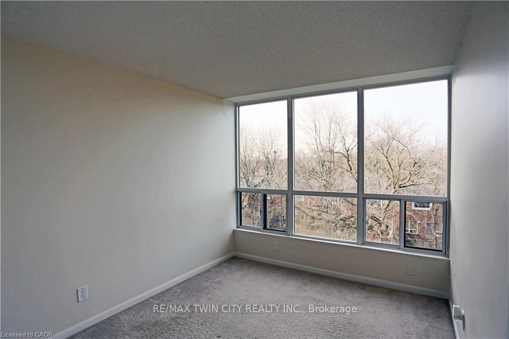 Photo 8 of Unit 411, 107 Bagot Street, Guelph, Junction/Onward Willow — HOMEH