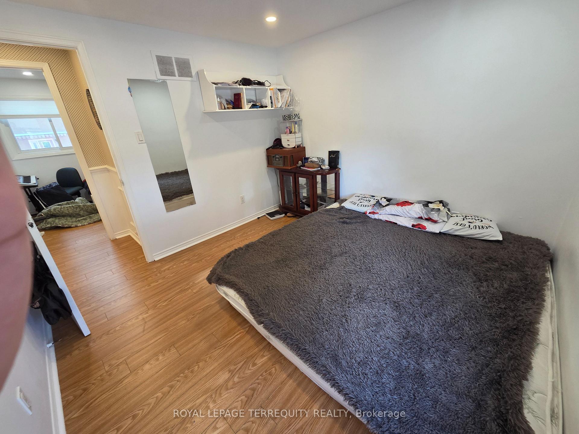Photo 13 of Unit Upper, 309 Harewood Boulevard, Newmarket, Bristol-London — HOMEH
