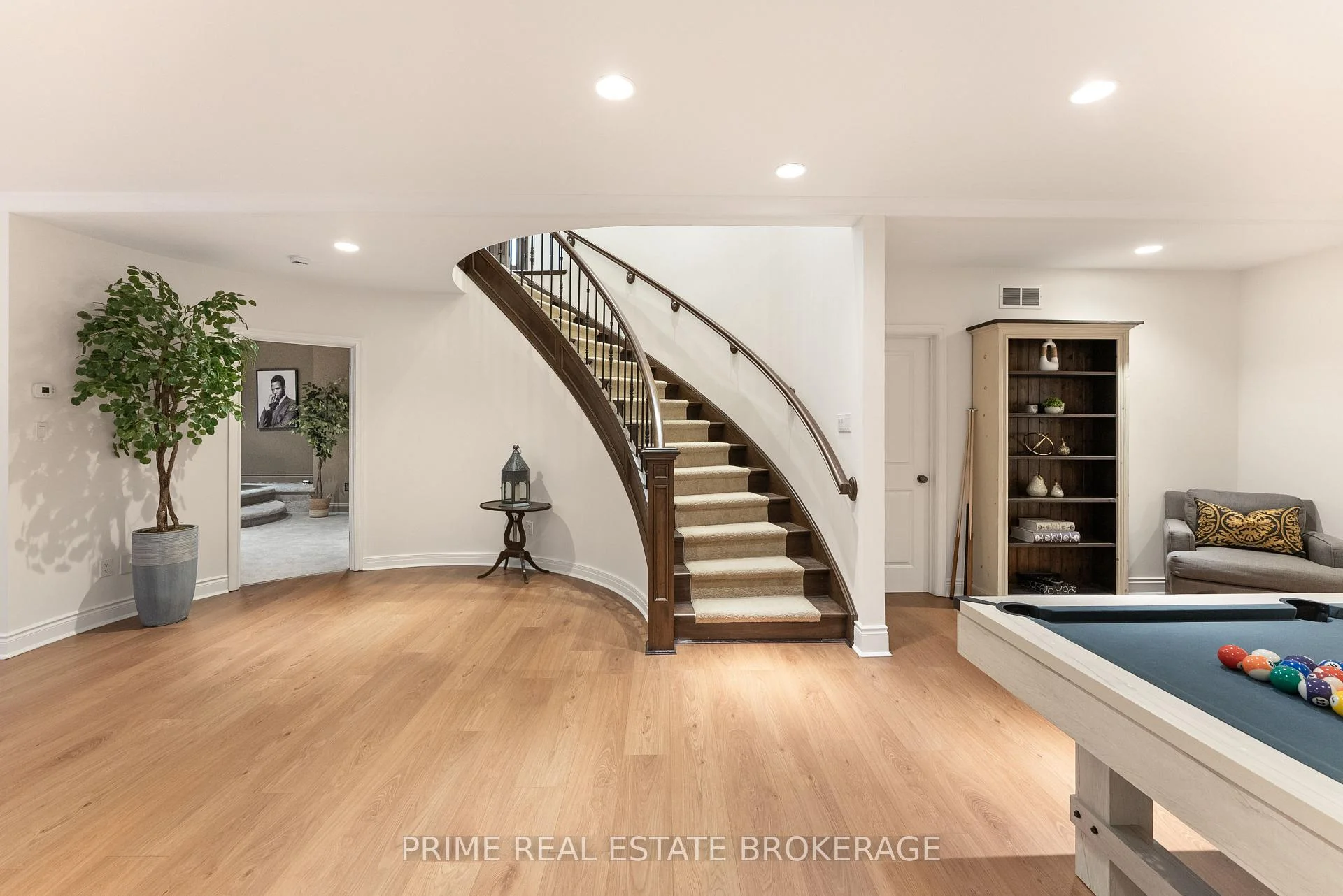 Photo 62 of Unit 23, 145 Base Line Road, London, South G — HOMEH