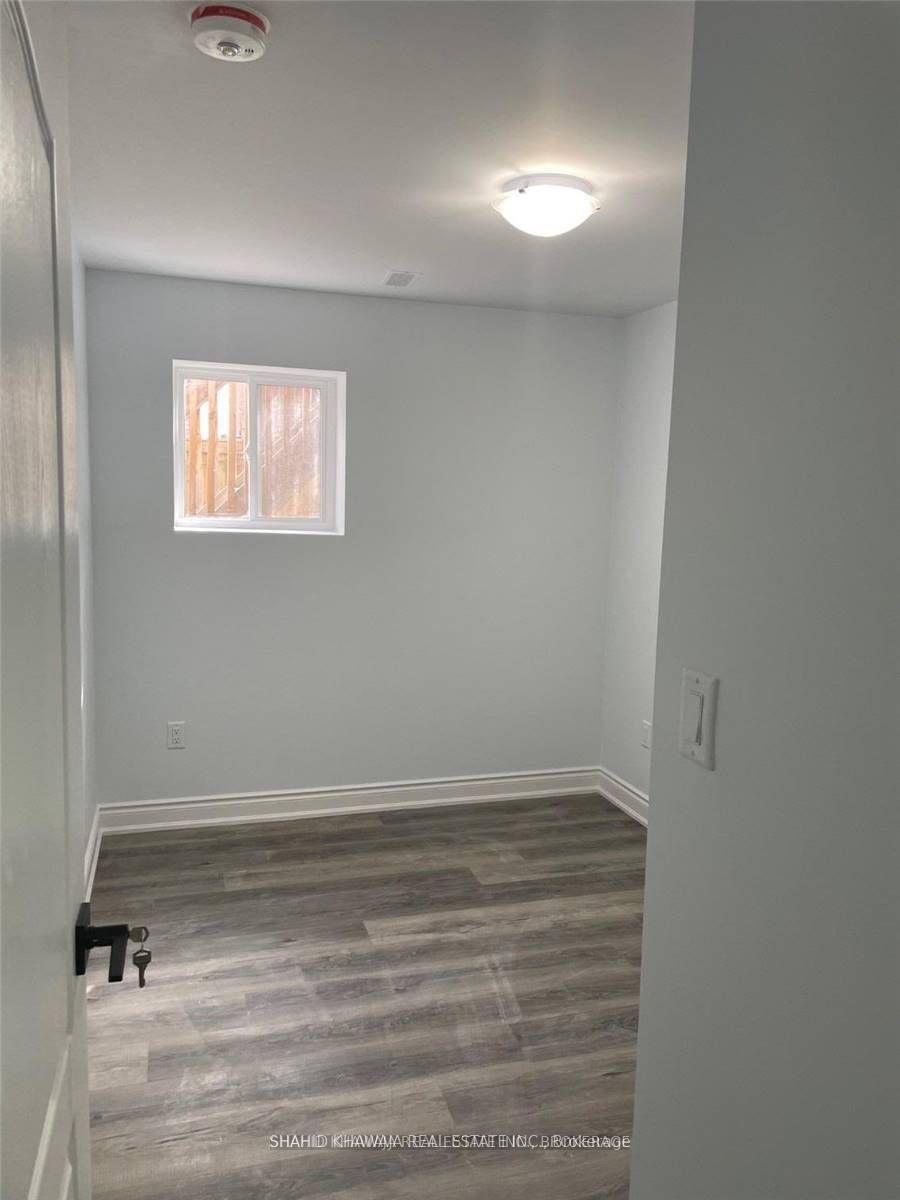 Photo 3 of Unit Bsmt, 353 Blinco Terrace, Milton, Clarke — HOMEH