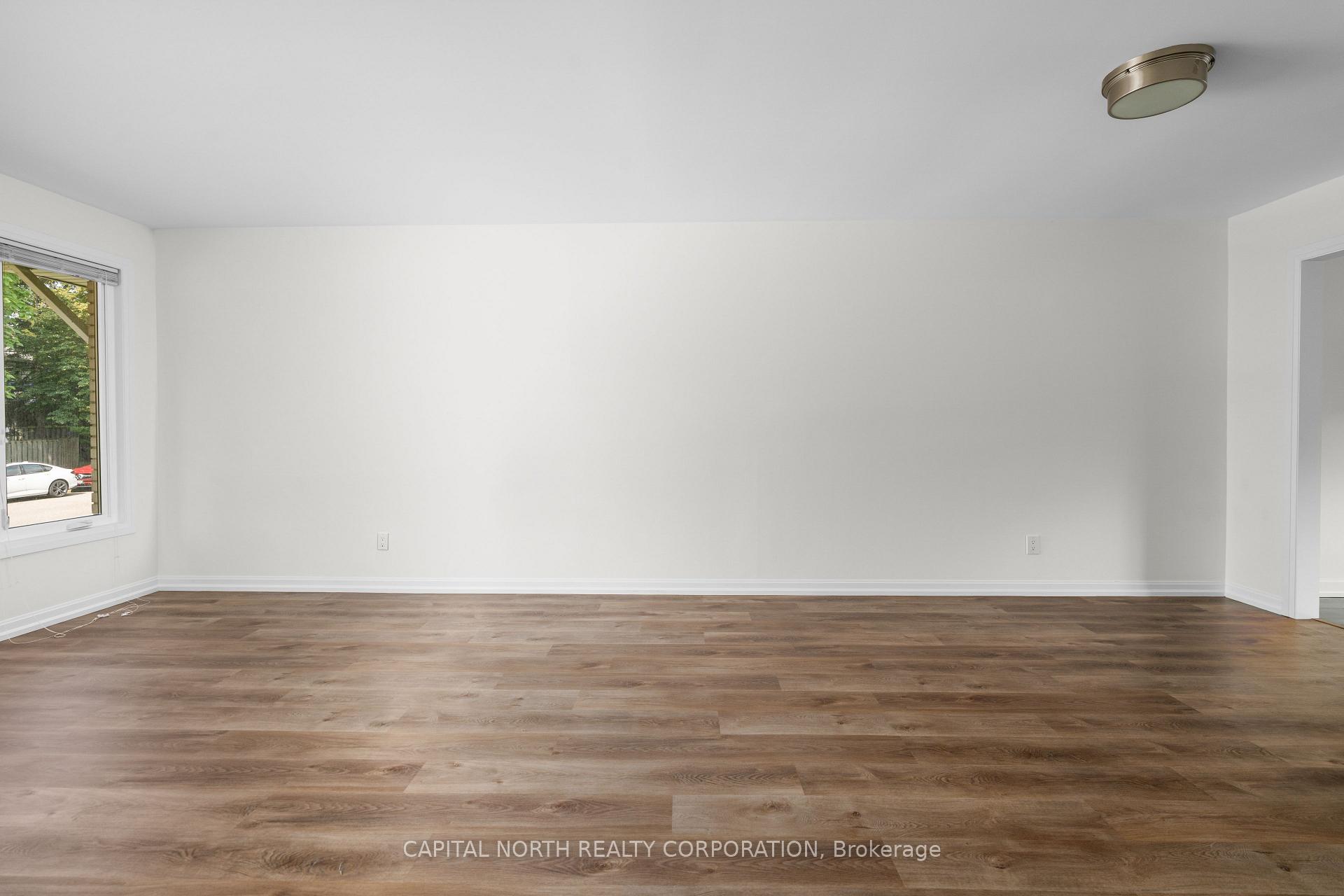 Photo 6 of 2396 Barcella Crescent, Mississauga, Sheridan — HOMEH