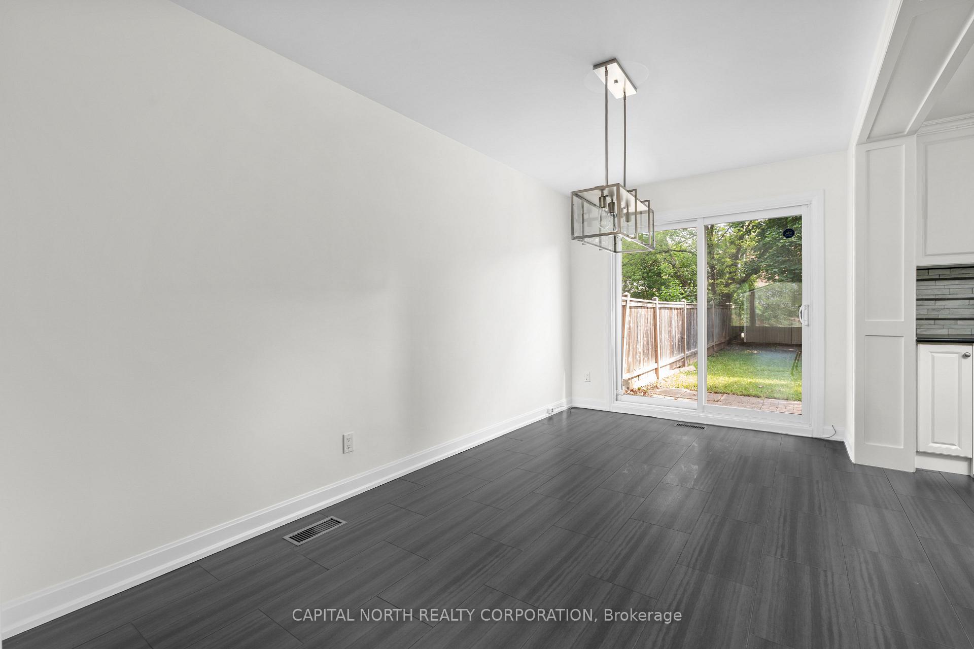 Photo 8 of 2396 Barcella Crescent, Mississauga, Sheridan — HOMEH