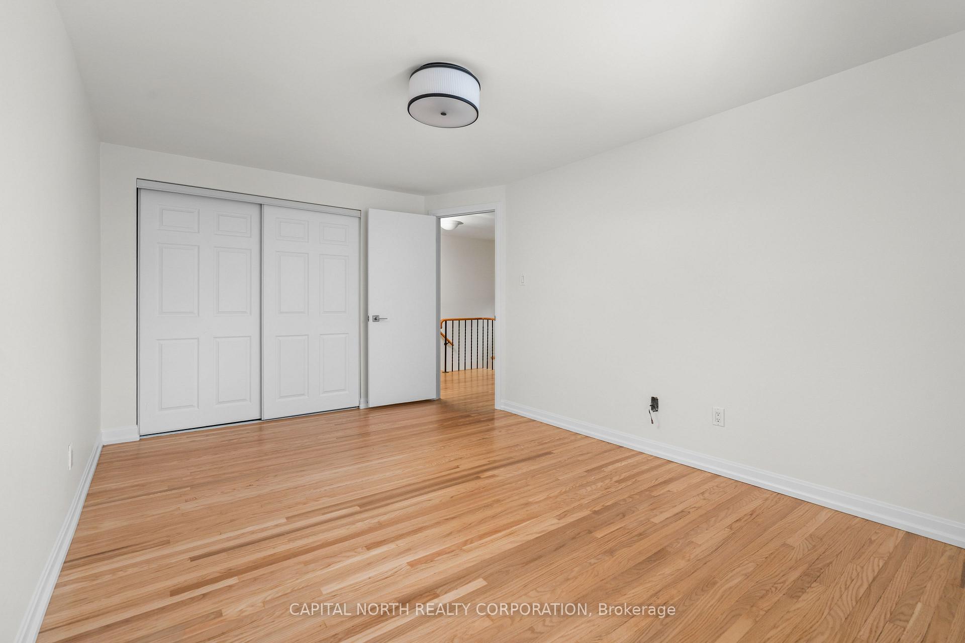 Photo 23 of 2396 Barcella Crescent, Mississauga, Sheridan — HOMEH