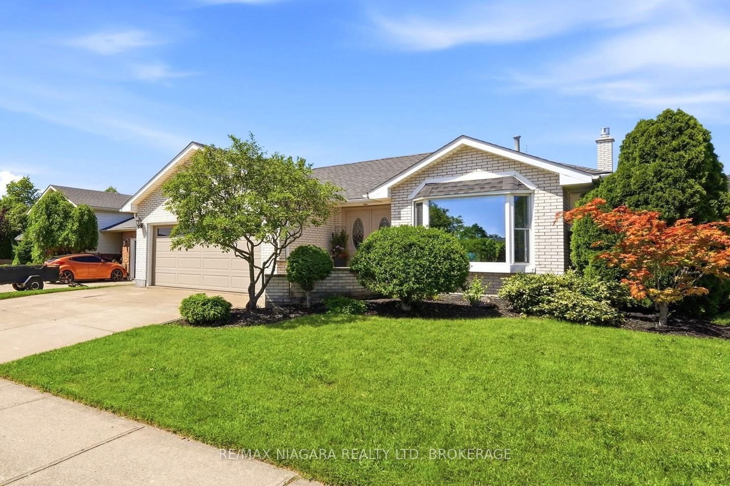 Photo 1 of 8009 Preakness Street, Niagara Falls, Ascot — HOMEH