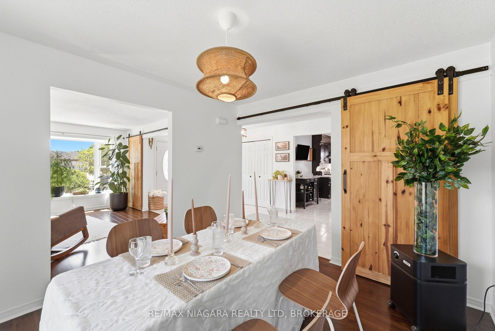 Photo 8 of 8009 Preakness Street, Niagara Falls, Ascot — HOMEH