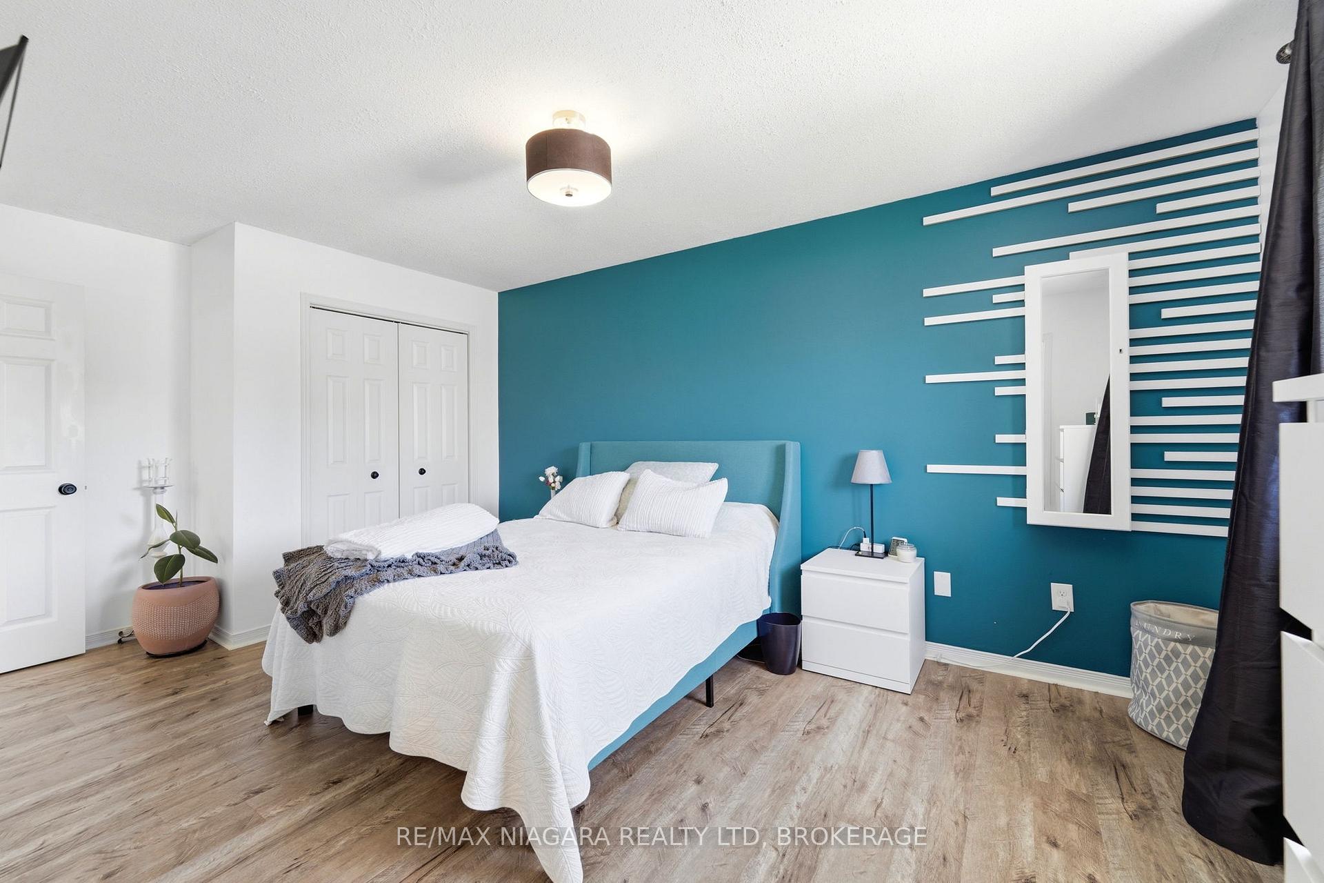 Photo 18 of 8009 Preakness Street, Niagara Falls, Ascot — HOMEH