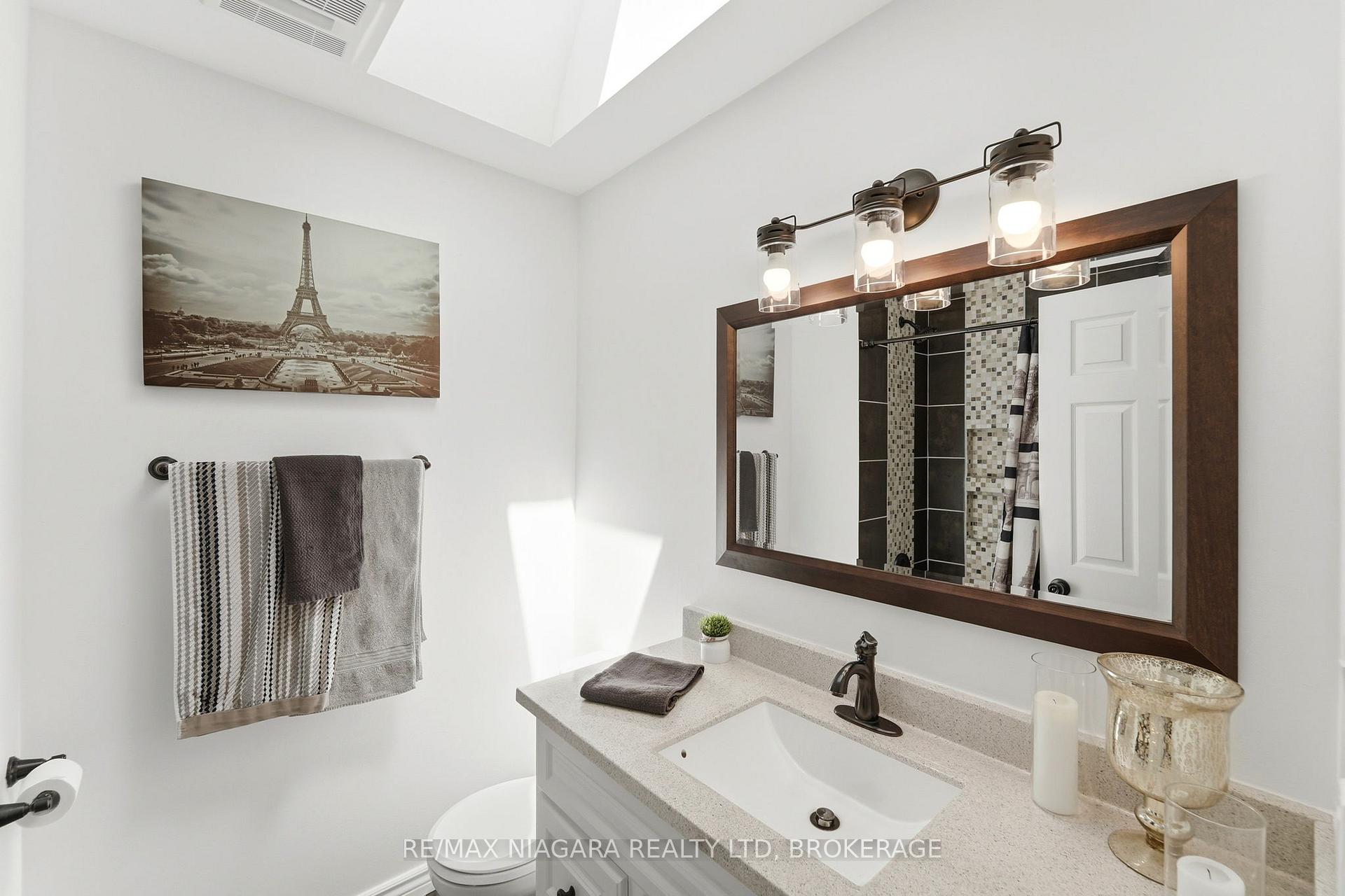 Photo 26 of 8009 Preakness Street, Niagara Falls, Ascot — HOMEH