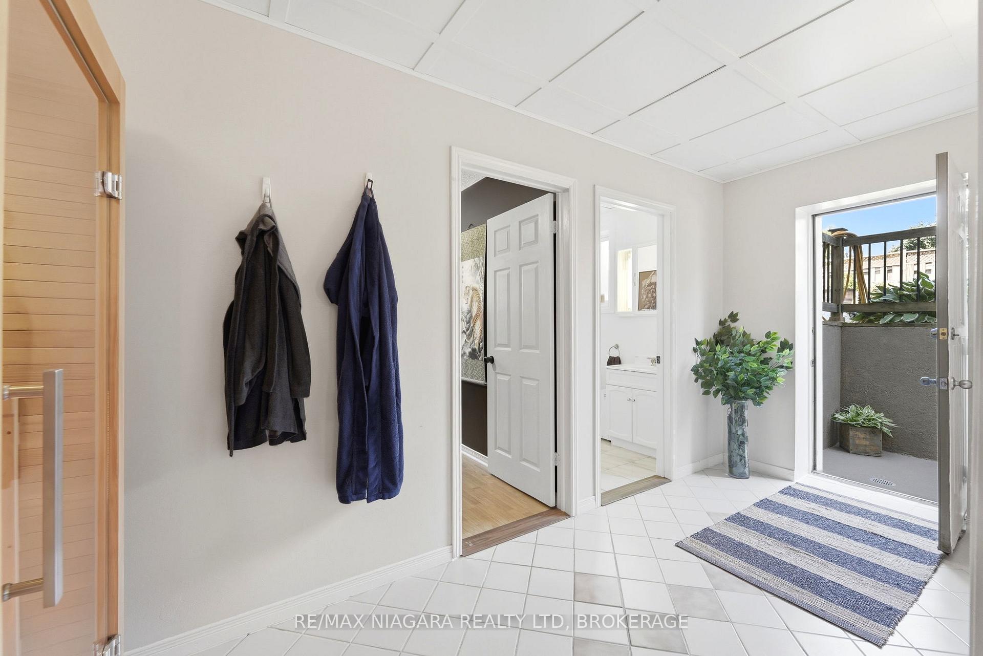 Photo 35 of 8009 Preakness Street, Niagara Falls, Ascot — HOMEH