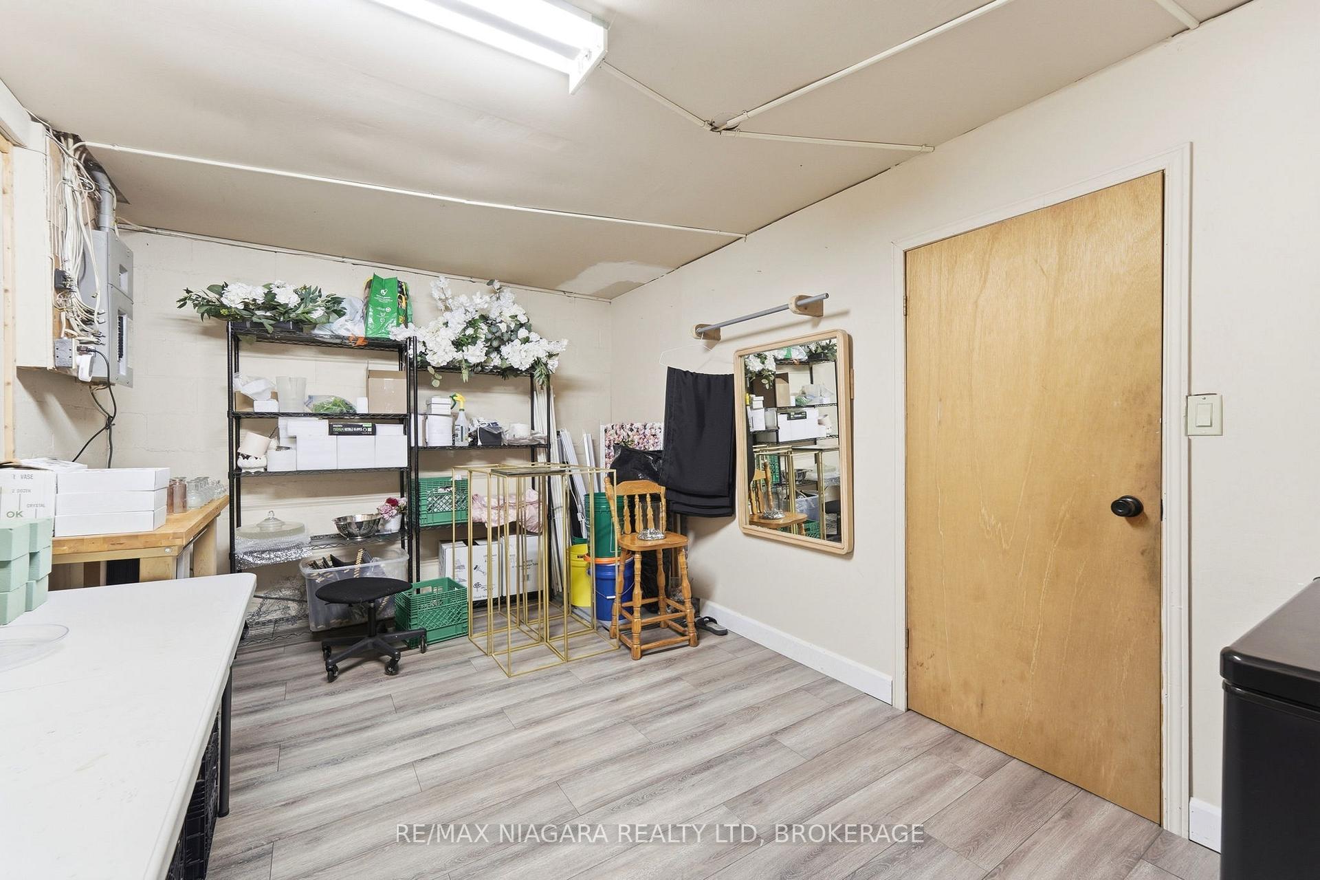 Photo 37 of 8009 Preakness Street, Niagara Falls, Ascot — HOMEH
