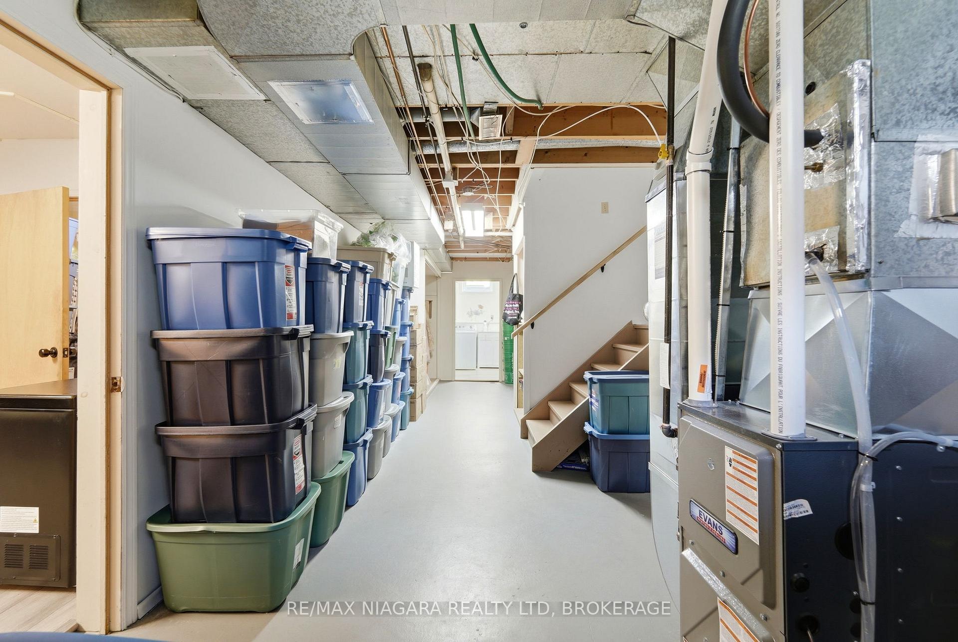 Photo 39 of 8009 Preakness Street, Niagara Falls, Ascot — HOMEH