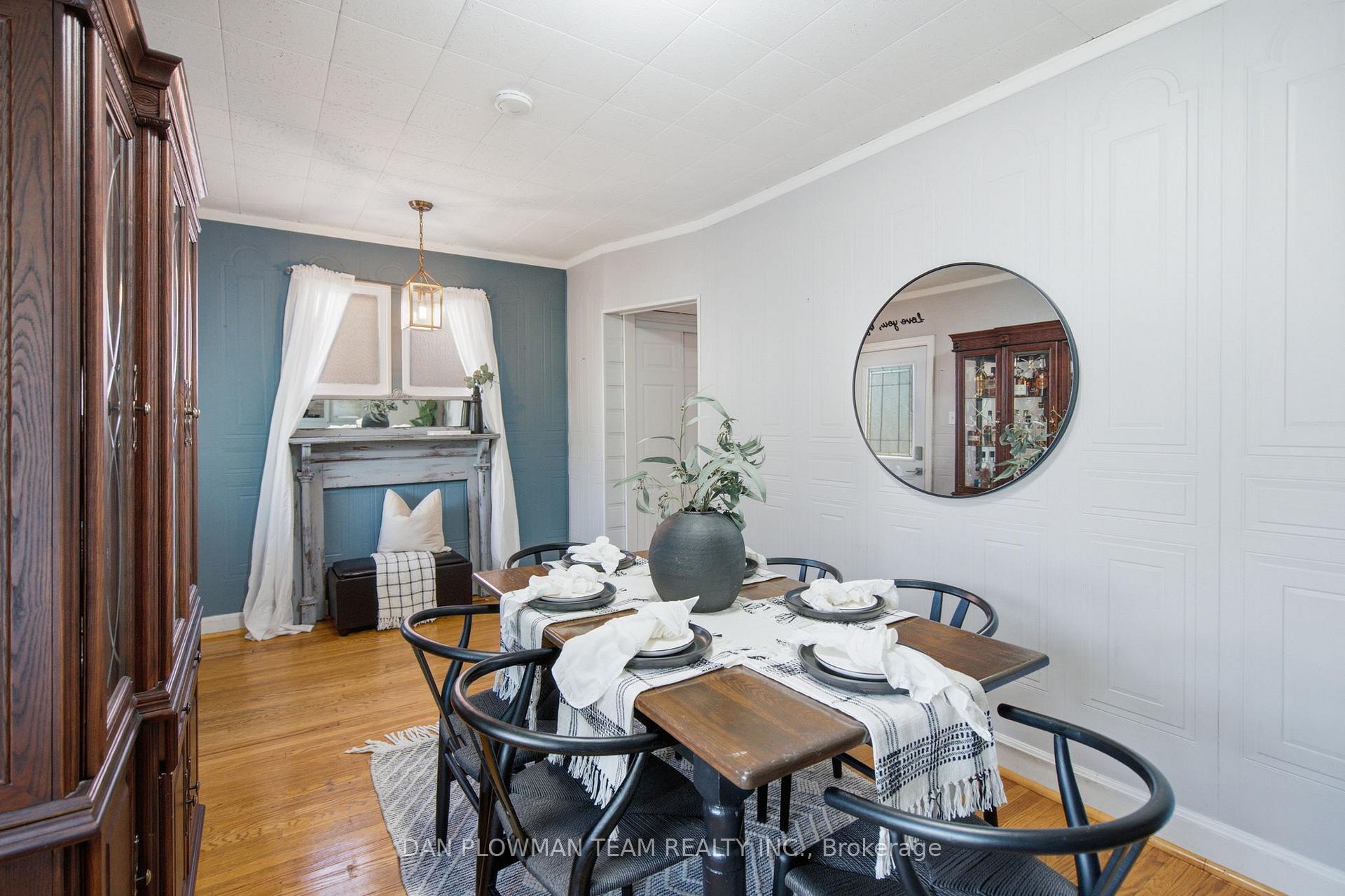 Photo 5 of 138 Tylor Crescent, Oshawa, Central — HOMEH