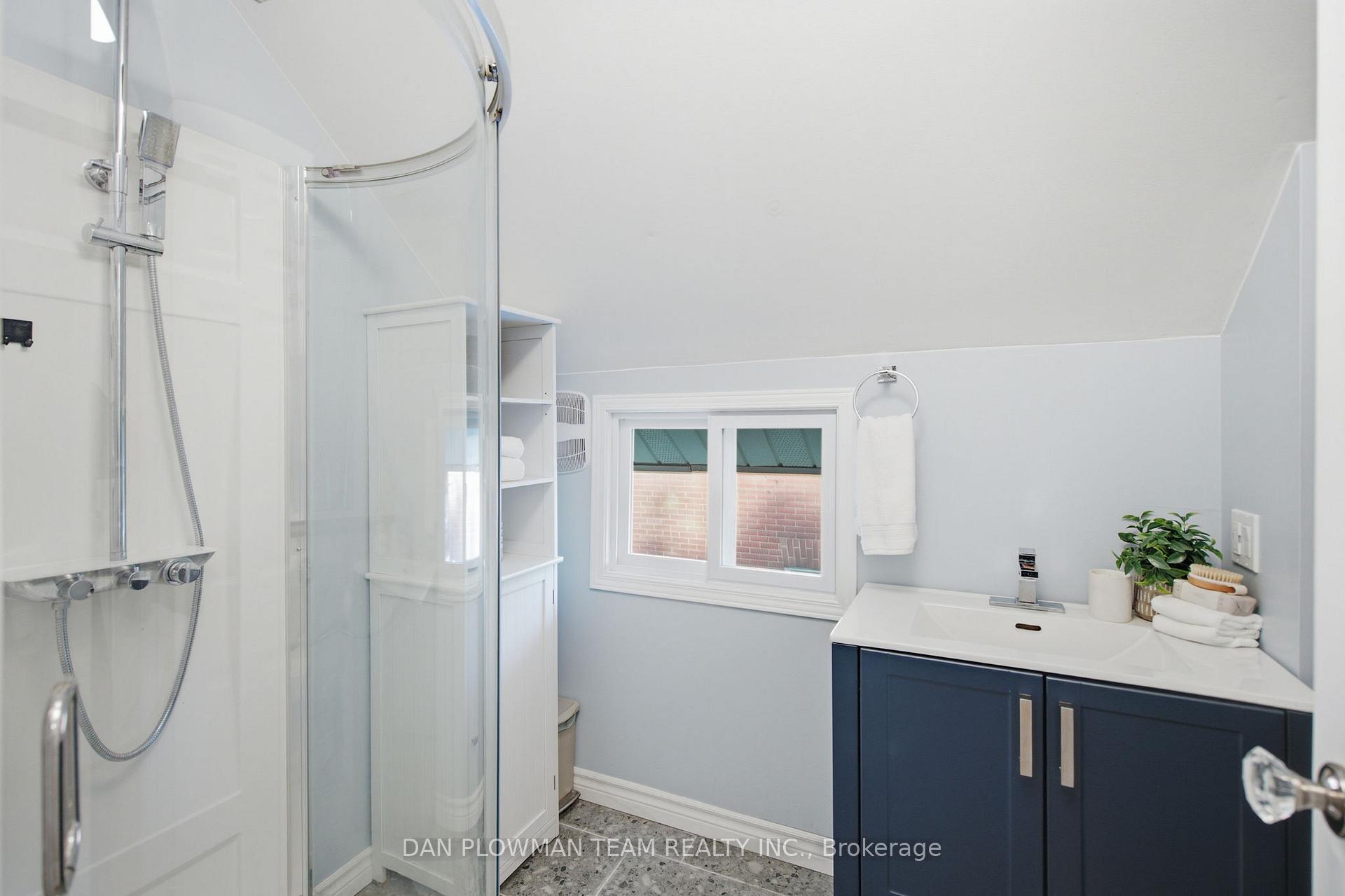 Photo 19 of 138 Tylor Crescent, Oshawa, Central — HOMEH
