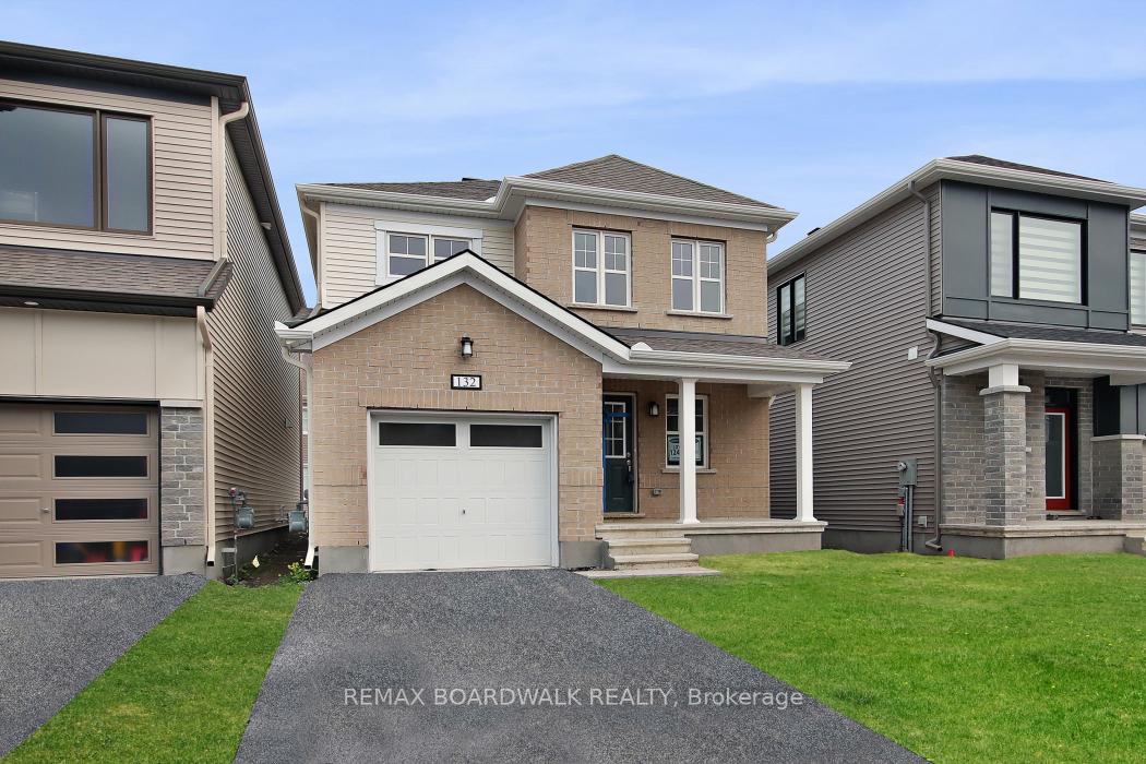 Photo 3 of 132 Yearling Circle, Ottawa, Goulbourn Twp From Franktown Rd/South To Rideau — HOMEH