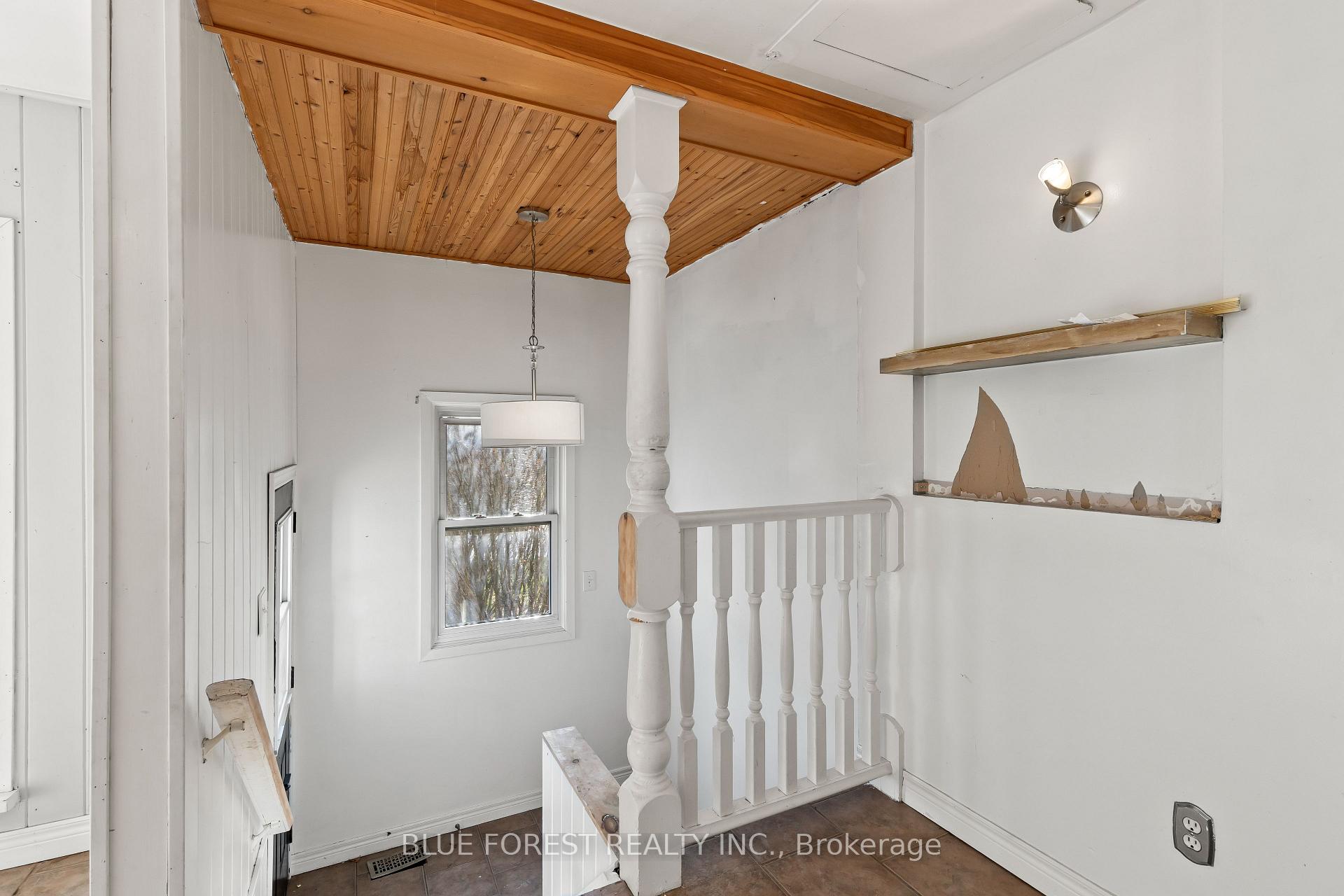 Photo 5 of 1289 Sorrel Road, London, East D — HOMEH
