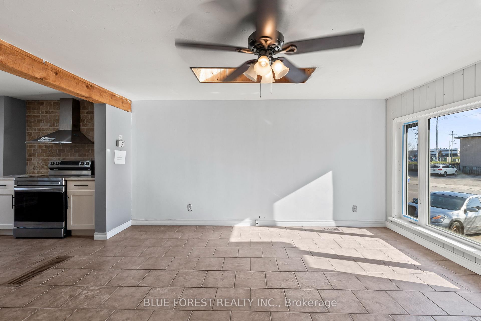 Photo 10 of 1289 Sorrel Road, London, East D — HOMEH