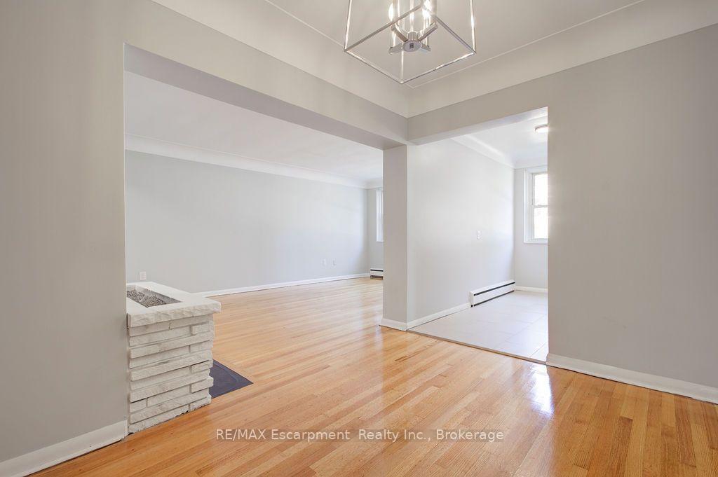 Photo 7 of Unit 102, 830 Robinson Street, Burlington, Brant — HOMEH