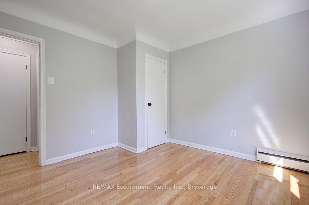 Photo 22 of Unit 102, 830 Robinson Street, Burlington, Brant — HOMEH