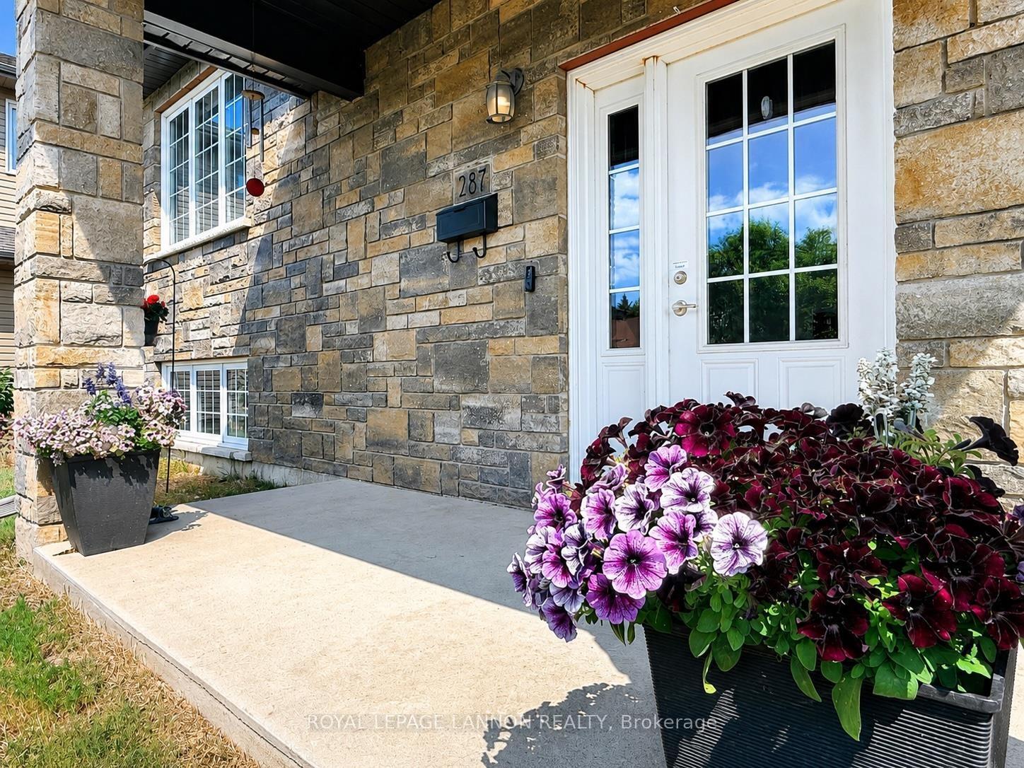Photo 3 of 287 Cougar Crescent, Thunder Bay, Parkdale — HOMEH