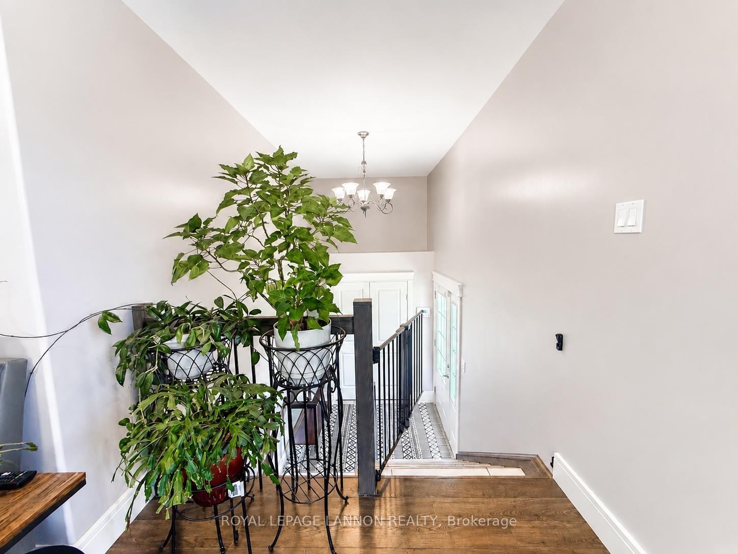 Photo 6 of 287 Cougar Crescent, Thunder Bay, Parkdale — HOMEH