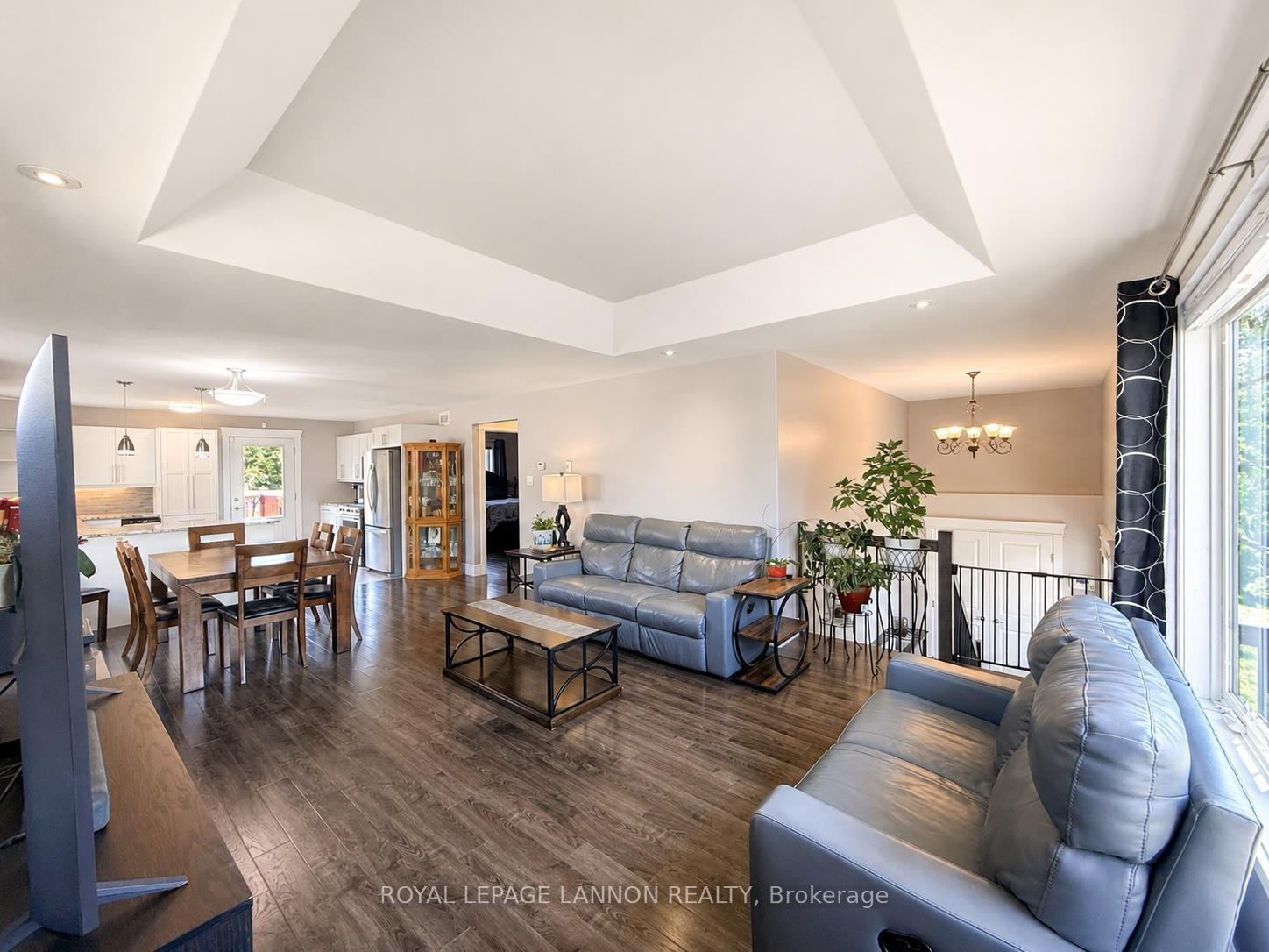 Photo 8 of 287 Cougar Crescent, Thunder Bay, Parkdale — HOMEH