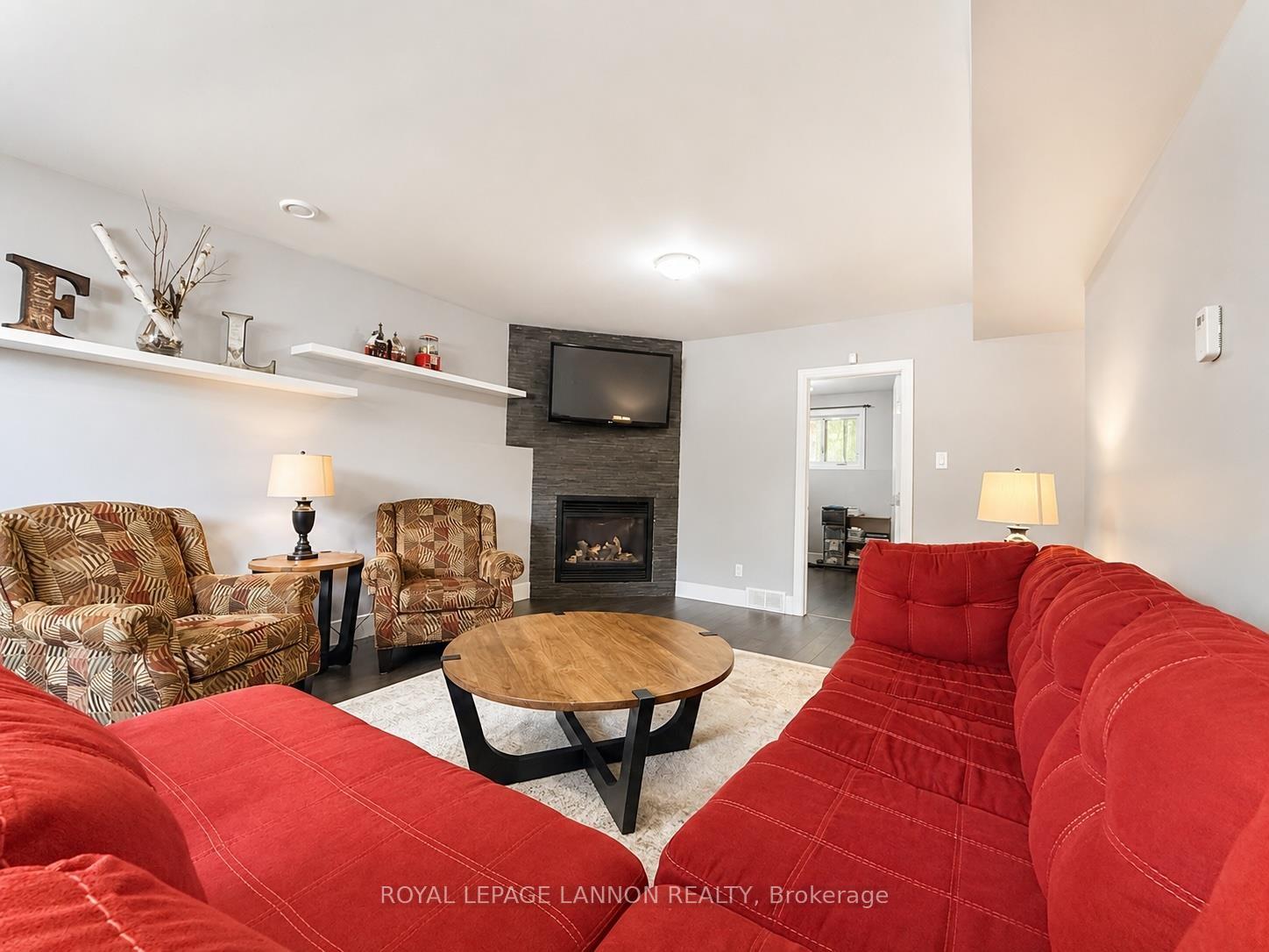 Photo 30 of 287 Cougar Crescent, Thunder Bay, Parkdale — HOMEH