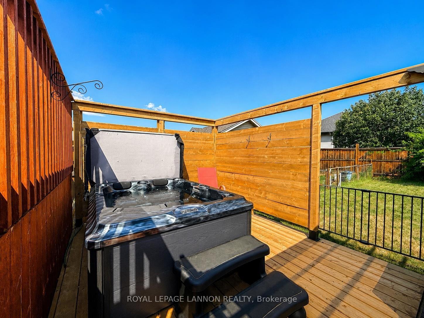 Photo 44 of 287 Cougar Crescent, Thunder Bay, Parkdale — HOMEH