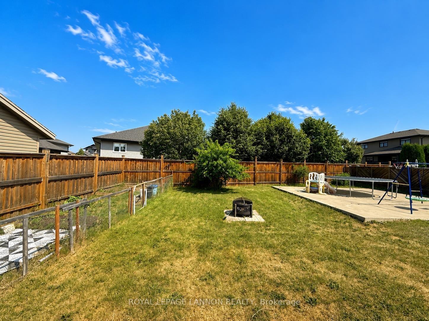 Photo 47 of 287 Cougar Crescent, Thunder Bay, Parkdale — HOMEH