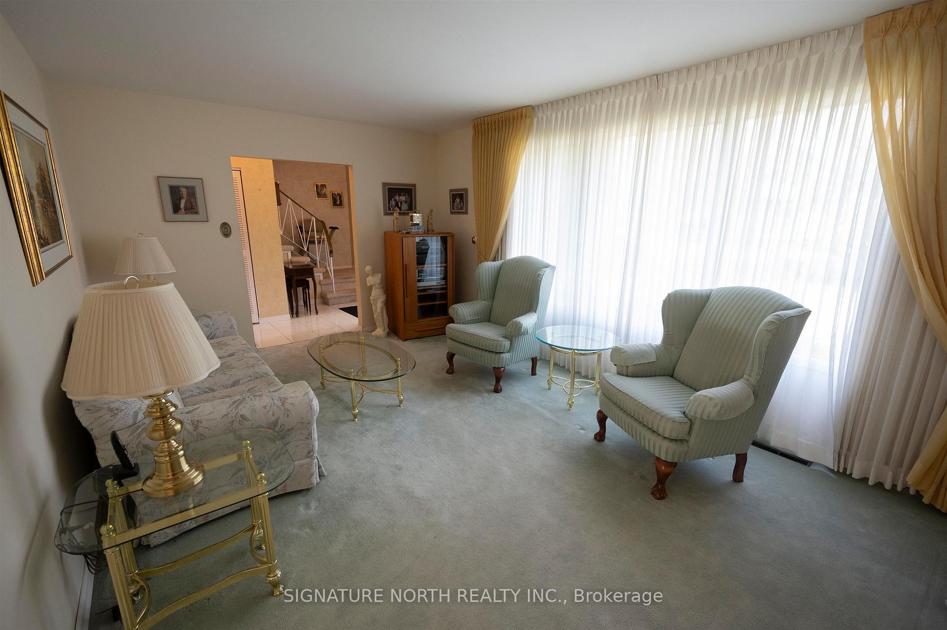 Photo 4 of 177 Whalen Street, Thunder Bay, Grandview — HOMEH