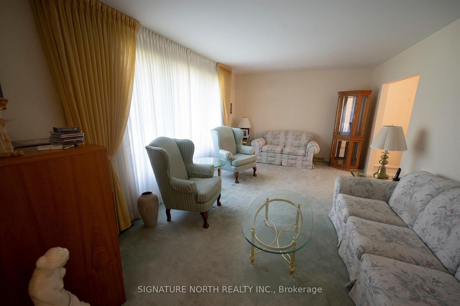 Photo 5 of 177 Whalen Street, Thunder Bay, Grandview — HOMEH