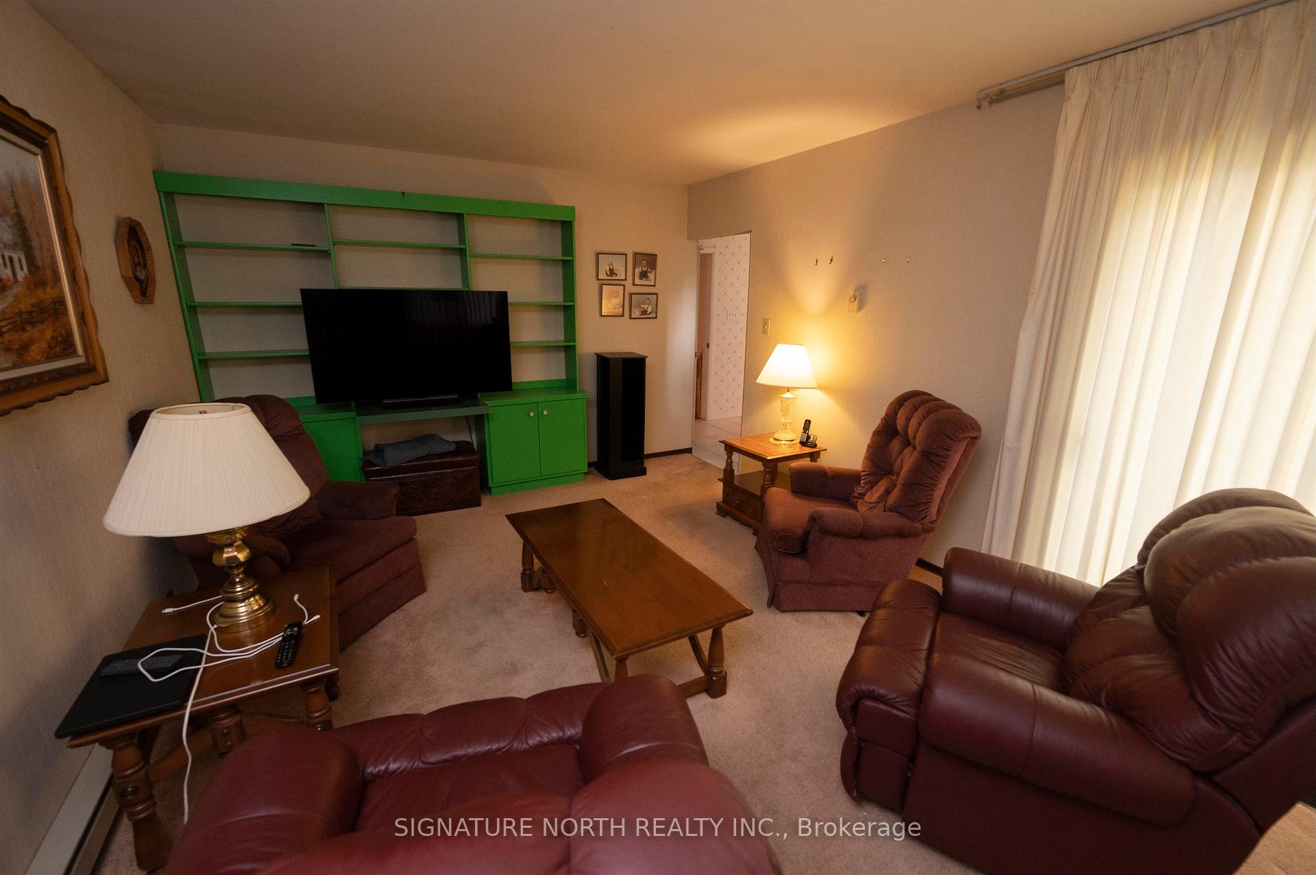 Photo 14 of 177 Whalen Street, Thunder Bay, Grandview — HOMEH