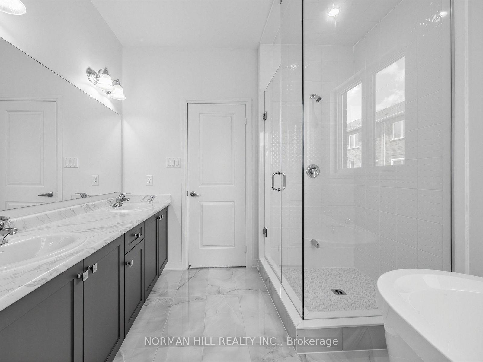 Photo 29 of 36 Guildhouse Drive, Brampton, Northwest Brampton — HOMEH