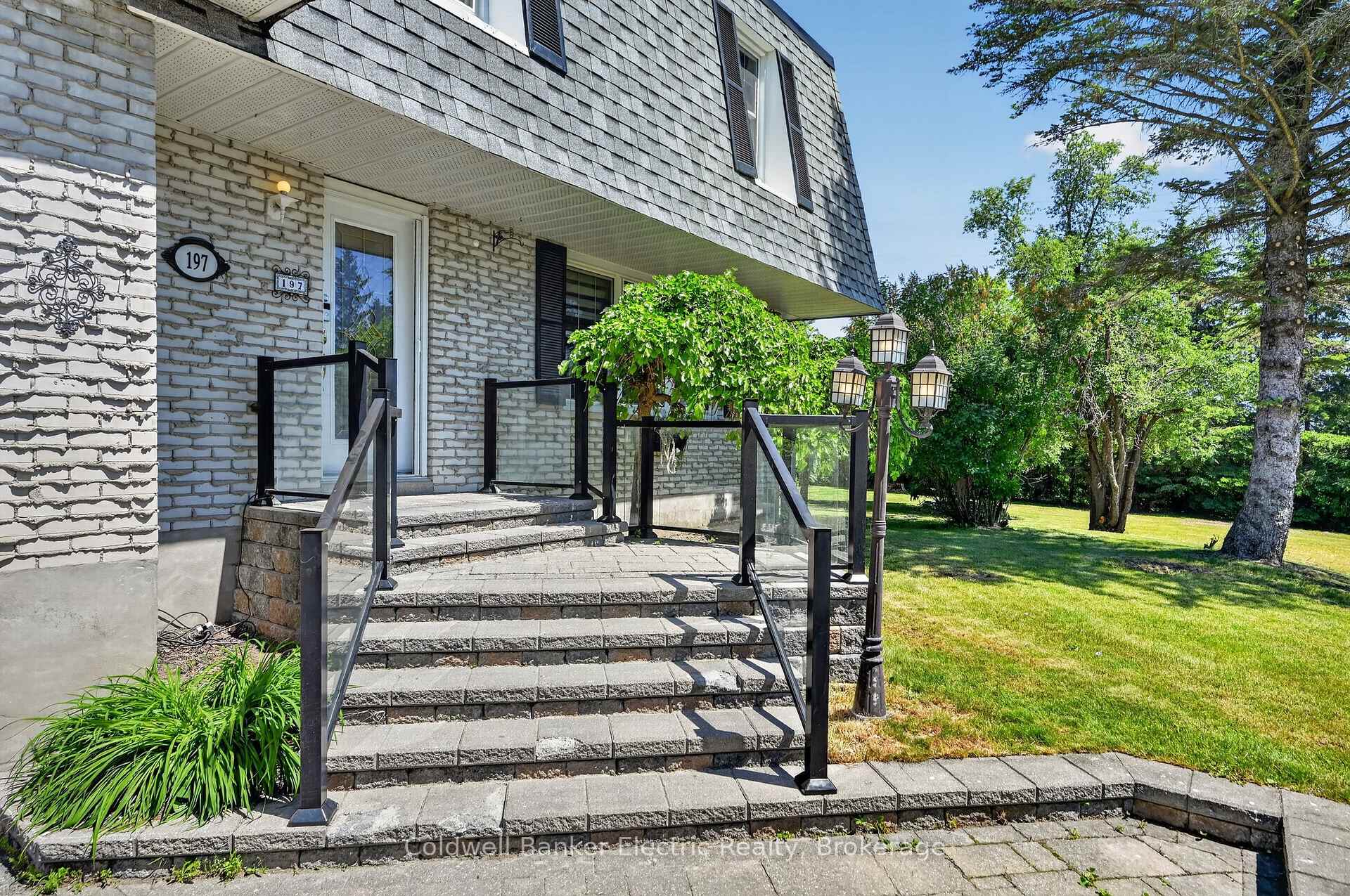Photo 3 of 197 Patricia Crescent, Selwyn — HOMEH