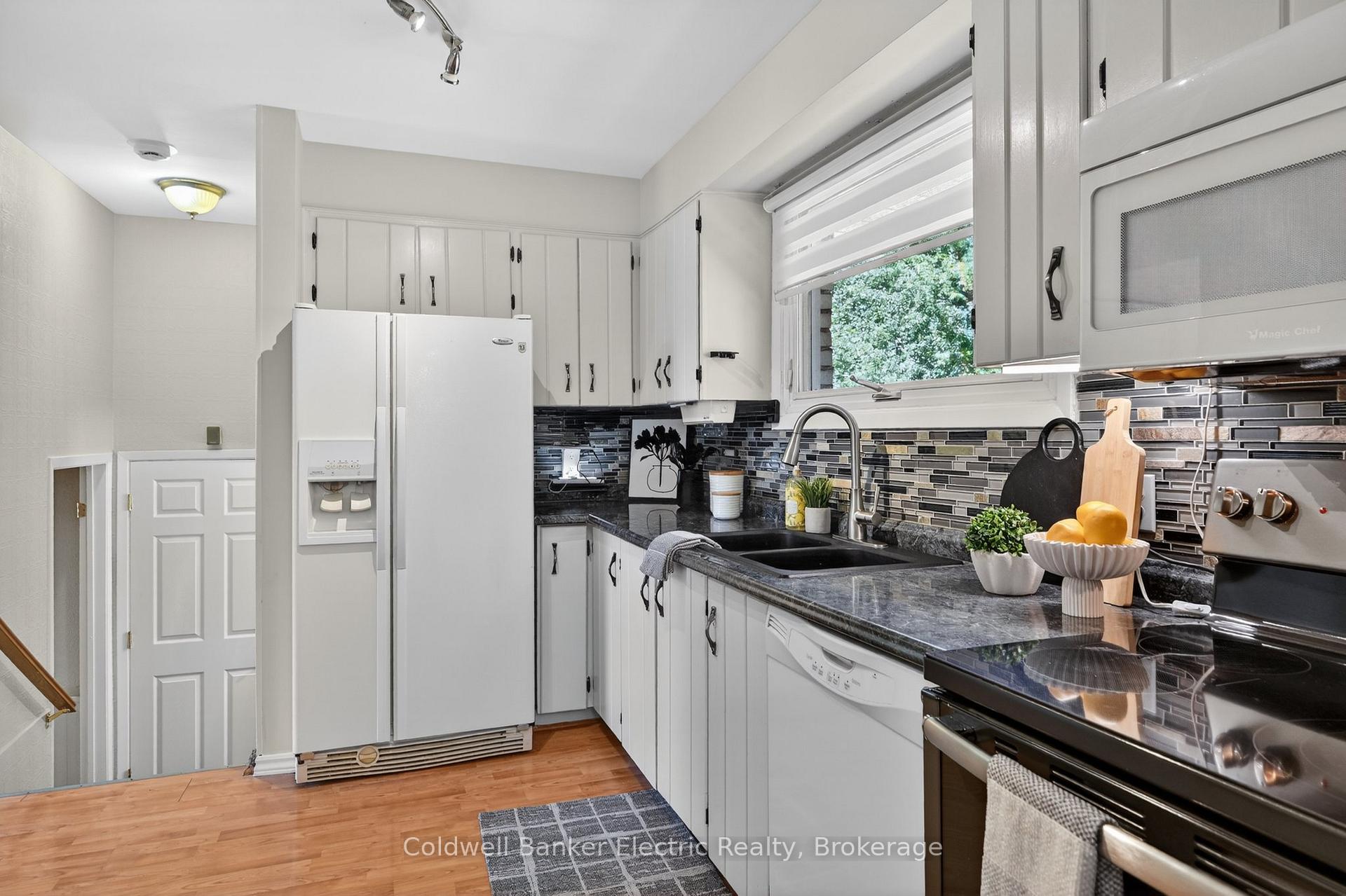 Photo 7 of 197 Patricia Crescent, Selwyn — HOMEH