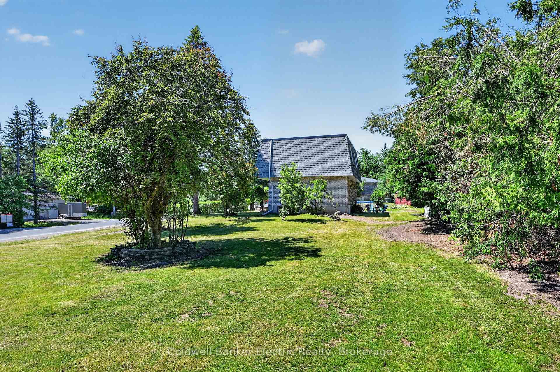Photo 20 of 197 Patricia Crescent, Selwyn — HOMEH