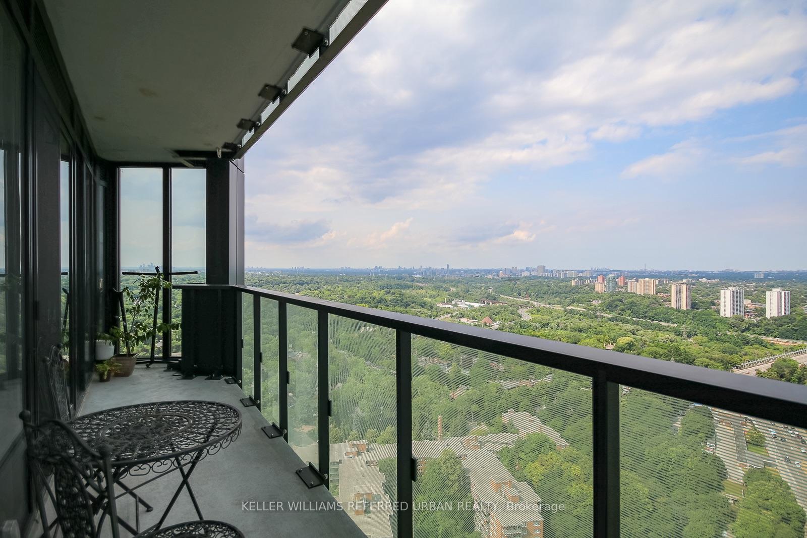 Photo 2 of Unit 3503, 575 Bloor Street E, Toronto, North St. James Town — HOMEH