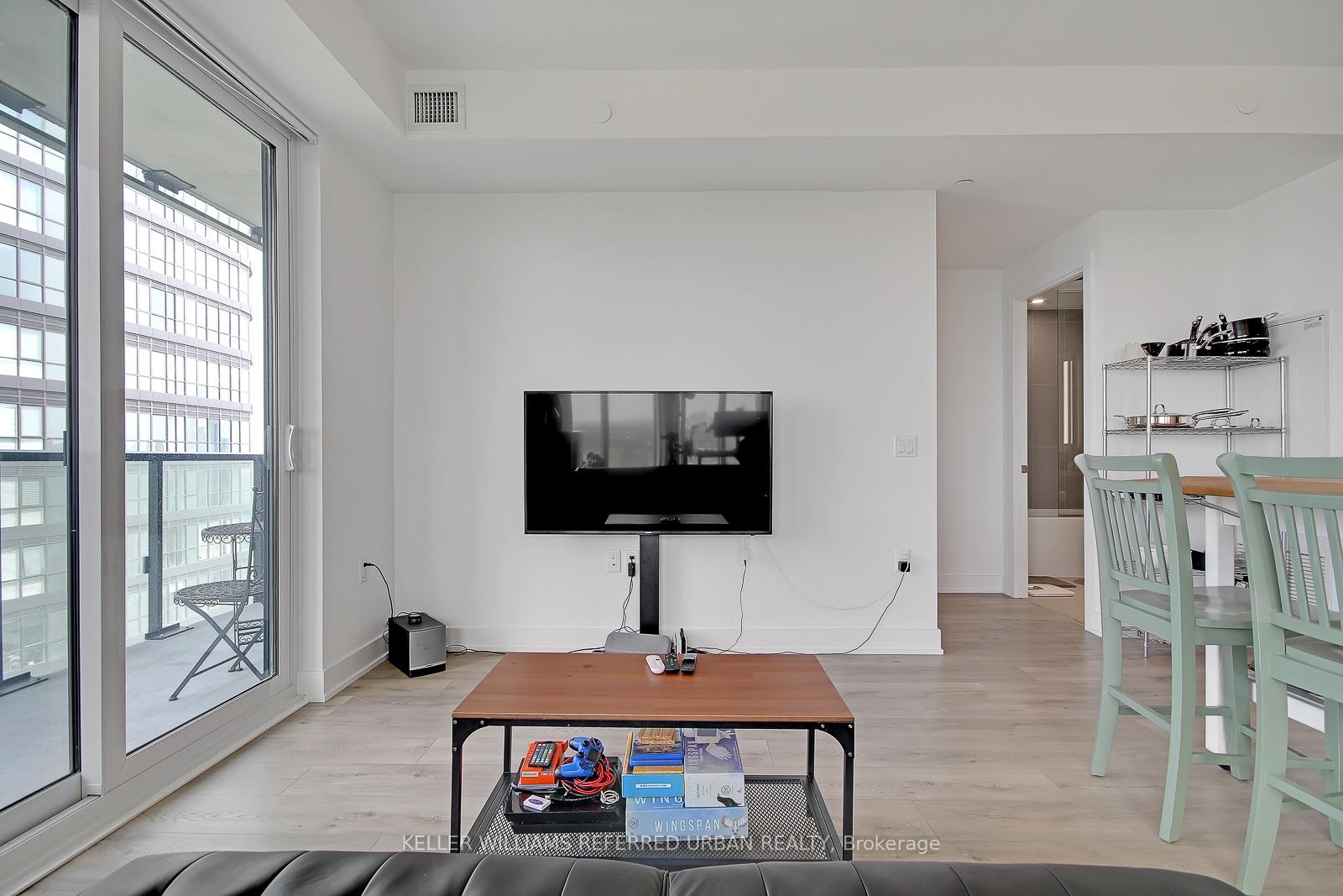Photo 8 of Unit 3503, 575 Bloor Street E, Toronto, North St. James Town — HOMEH