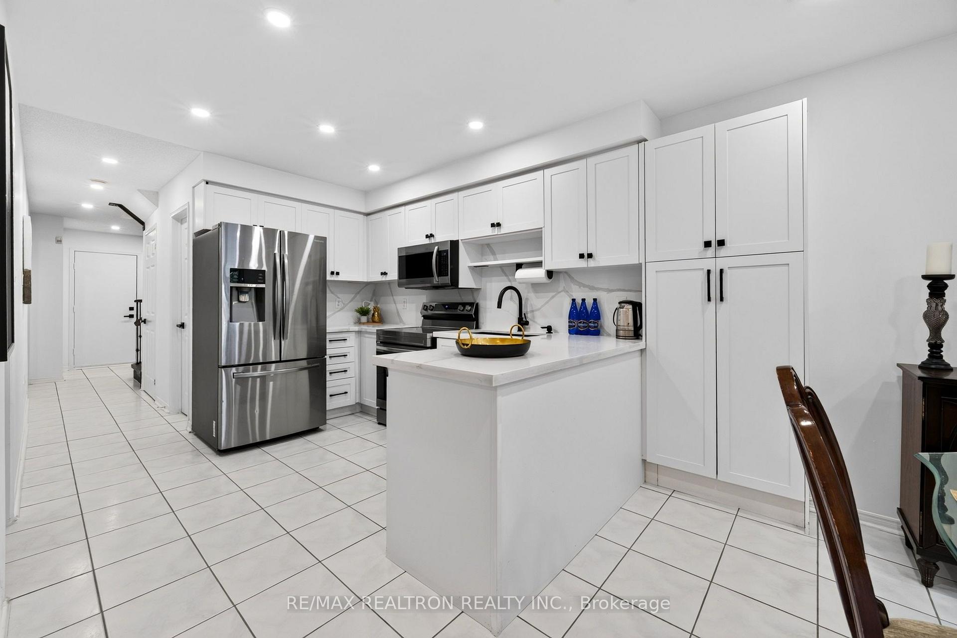 Photo 12 of 47 Kruger Road, Markham, Middlefield — HOMEH