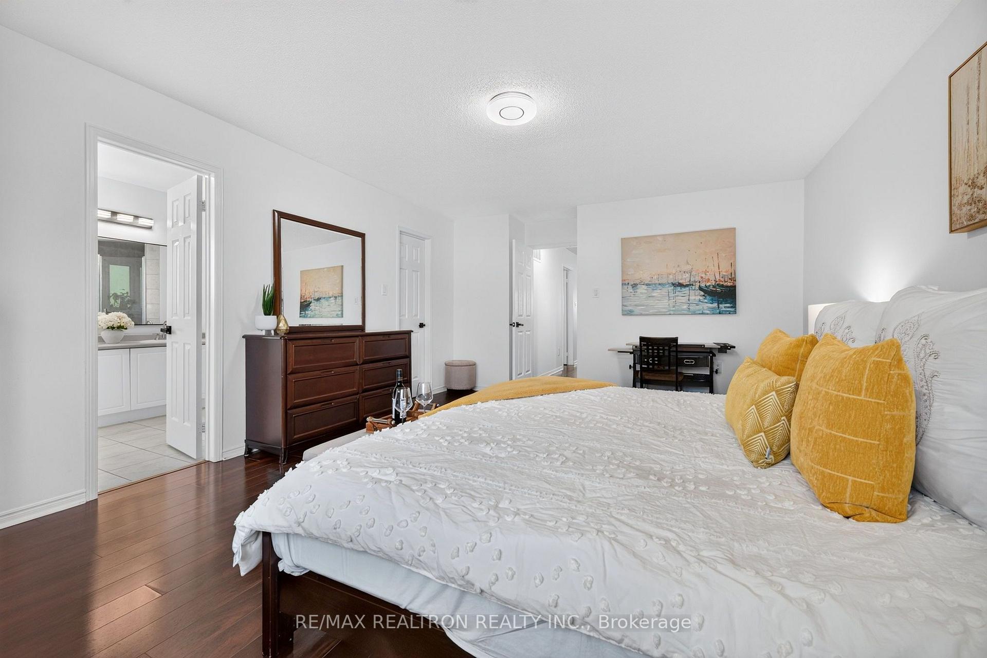 Photo 22 of 47 Kruger Road, Markham, Middlefield — HOMEH