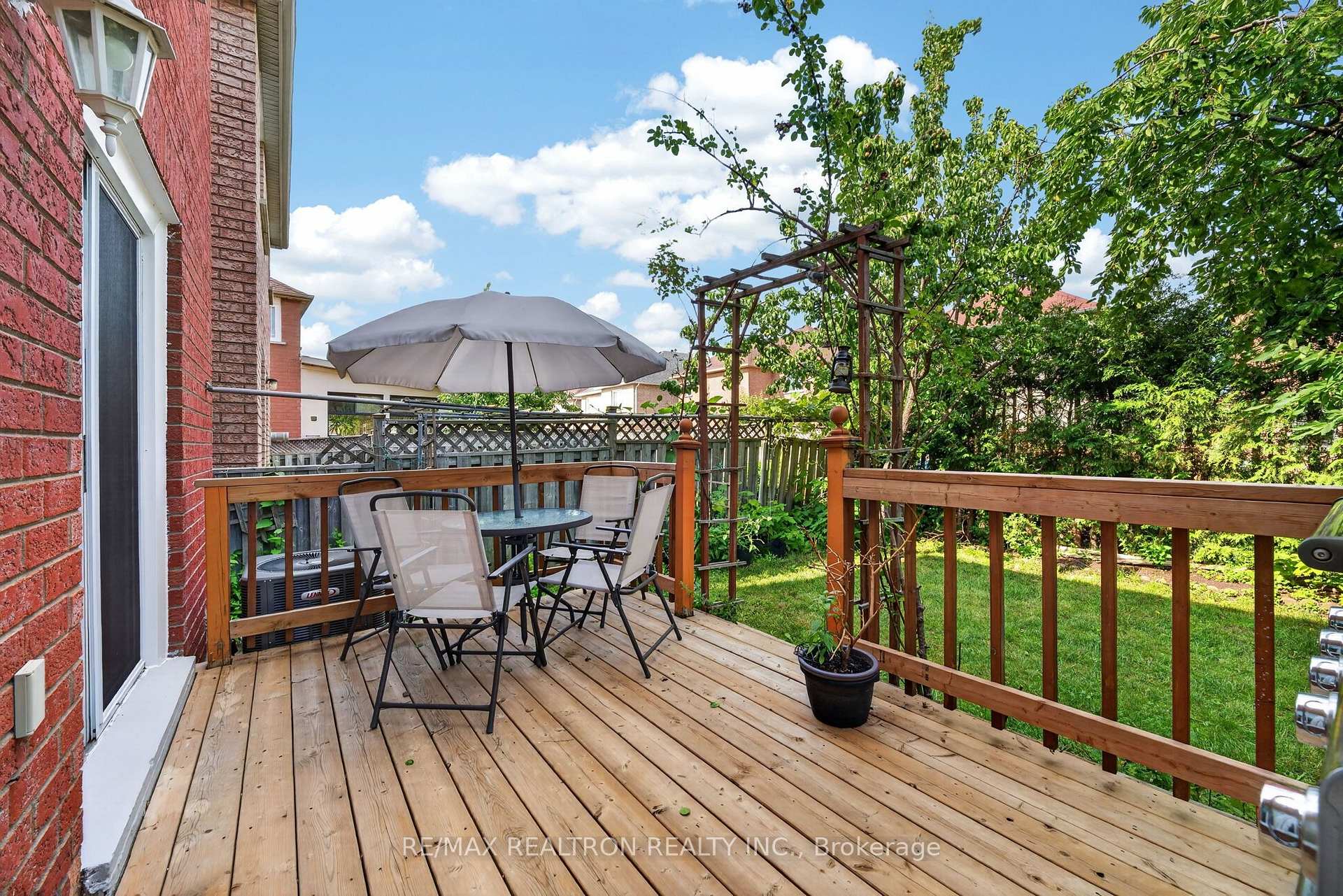 Photo 34 of 47 Kruger Road, Markham, Middlefield — HOMEH