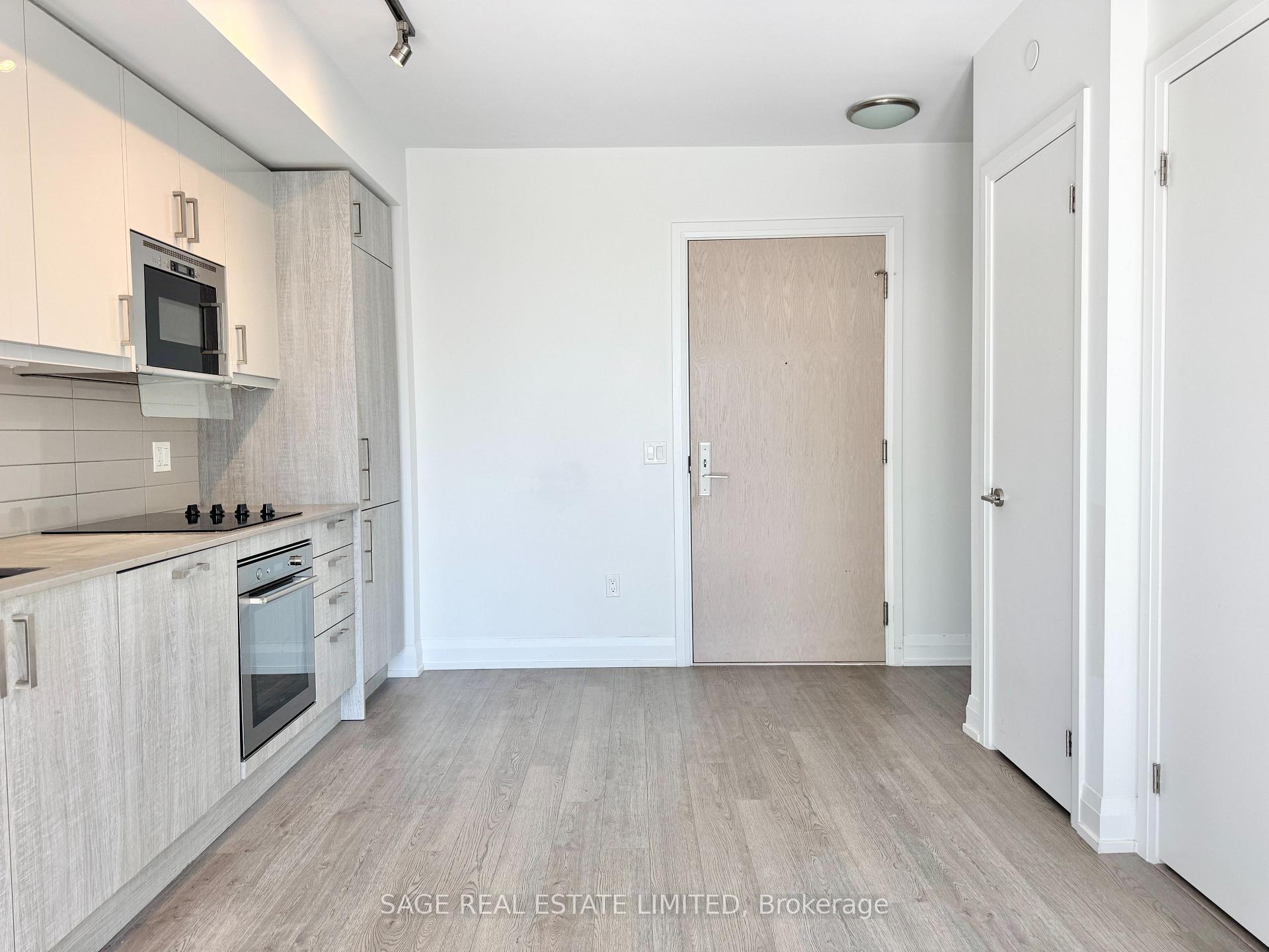 Photo 5 of Unit 3206, 77 Mutual Street, Toronto, Church-Yonge Corridor — HOMEH