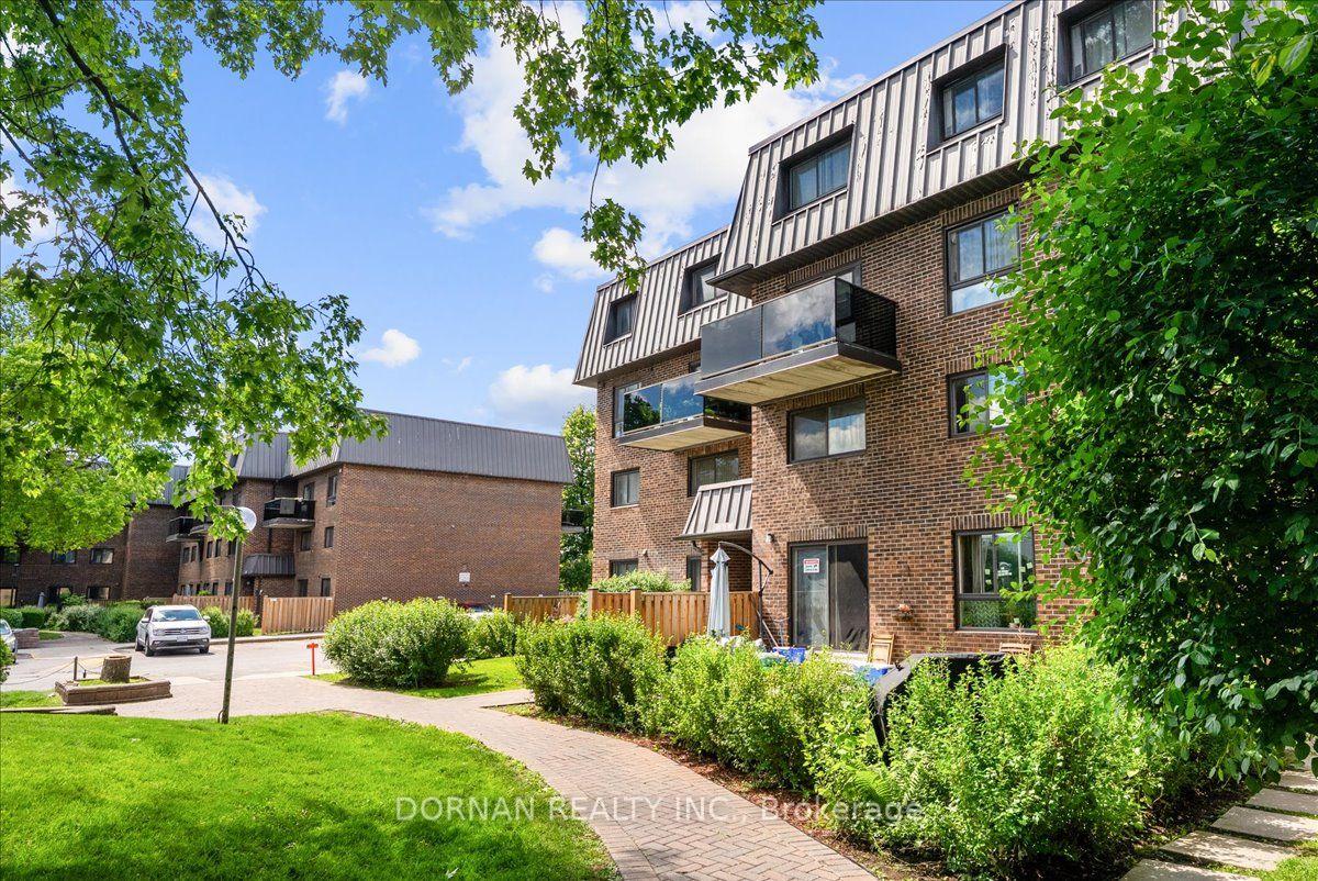Photo 4 of Unit 86, 53 Taunton Road E, Oshawa, Centennial — HOMEH