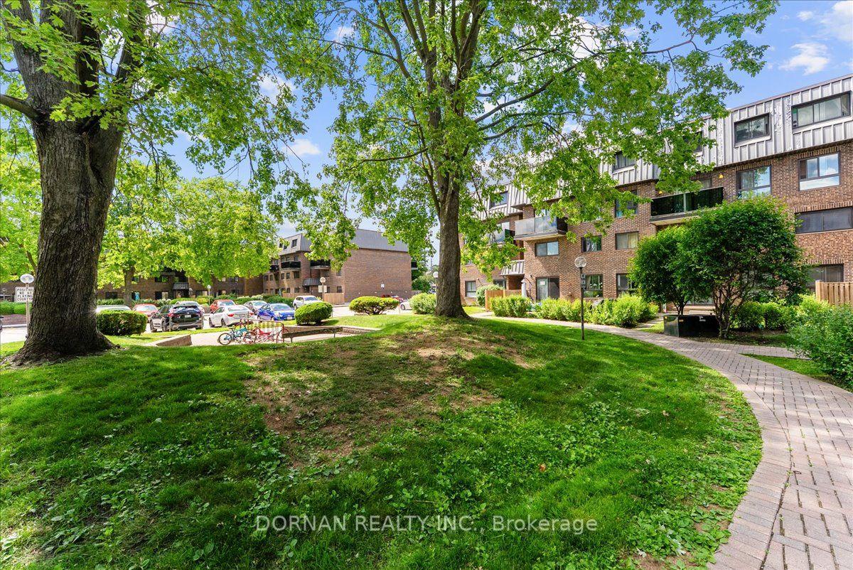 Photo 8 of Unit 86, 53 Taunton Road E, Oshawa, Centennial — HOMEH