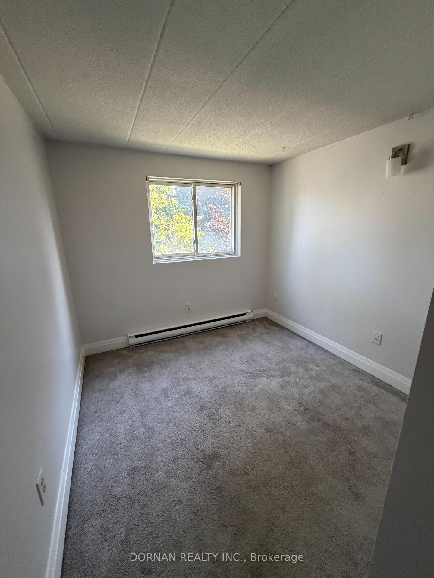 Photo 17 of Unit 86, 53 Taunton Road E, Oshawa, Centennial — HOMEH