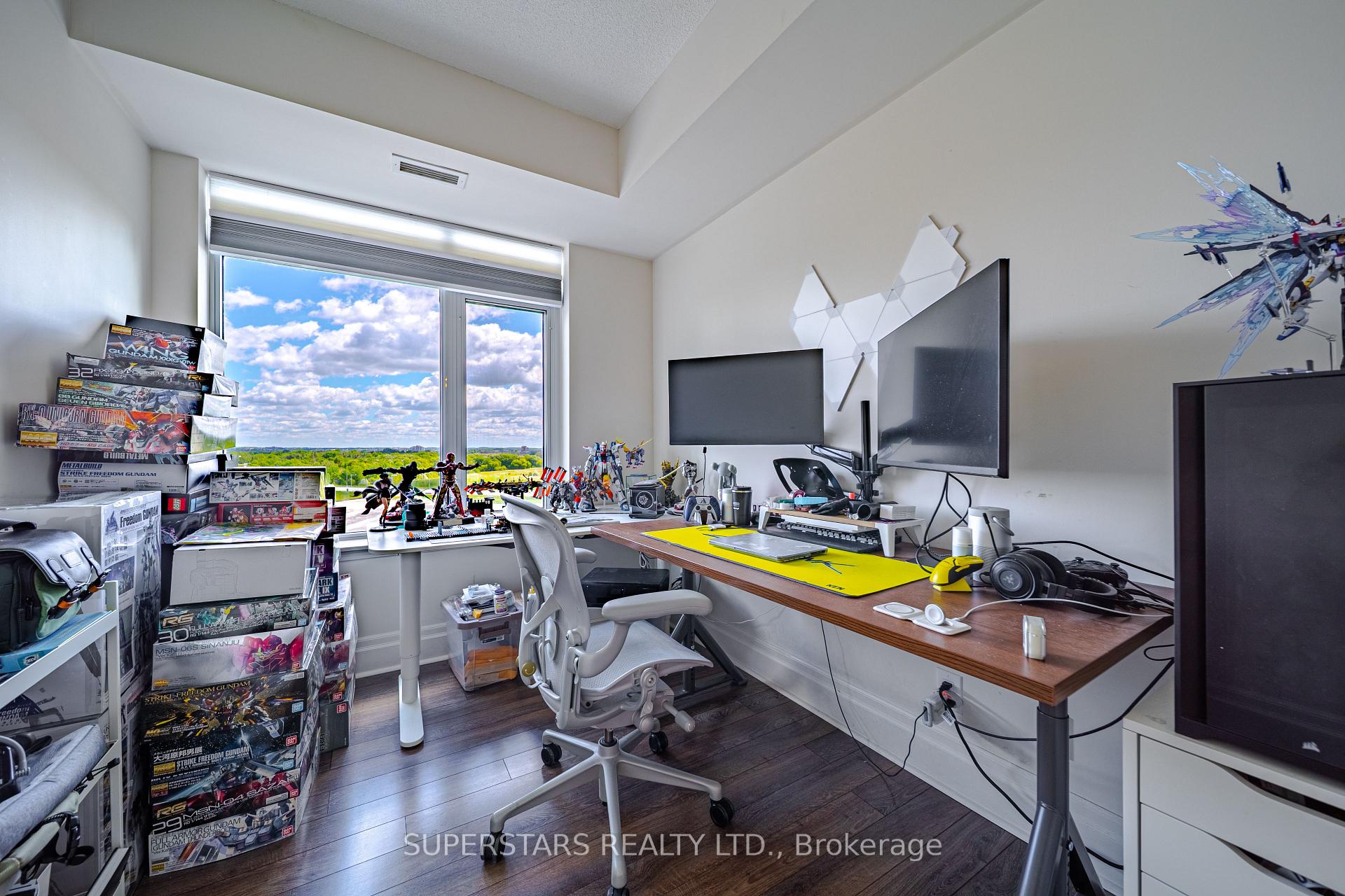 Photo 14 of Unit 809, 151 Upper Duke Crescent, Markham, Unionville — HOMEH