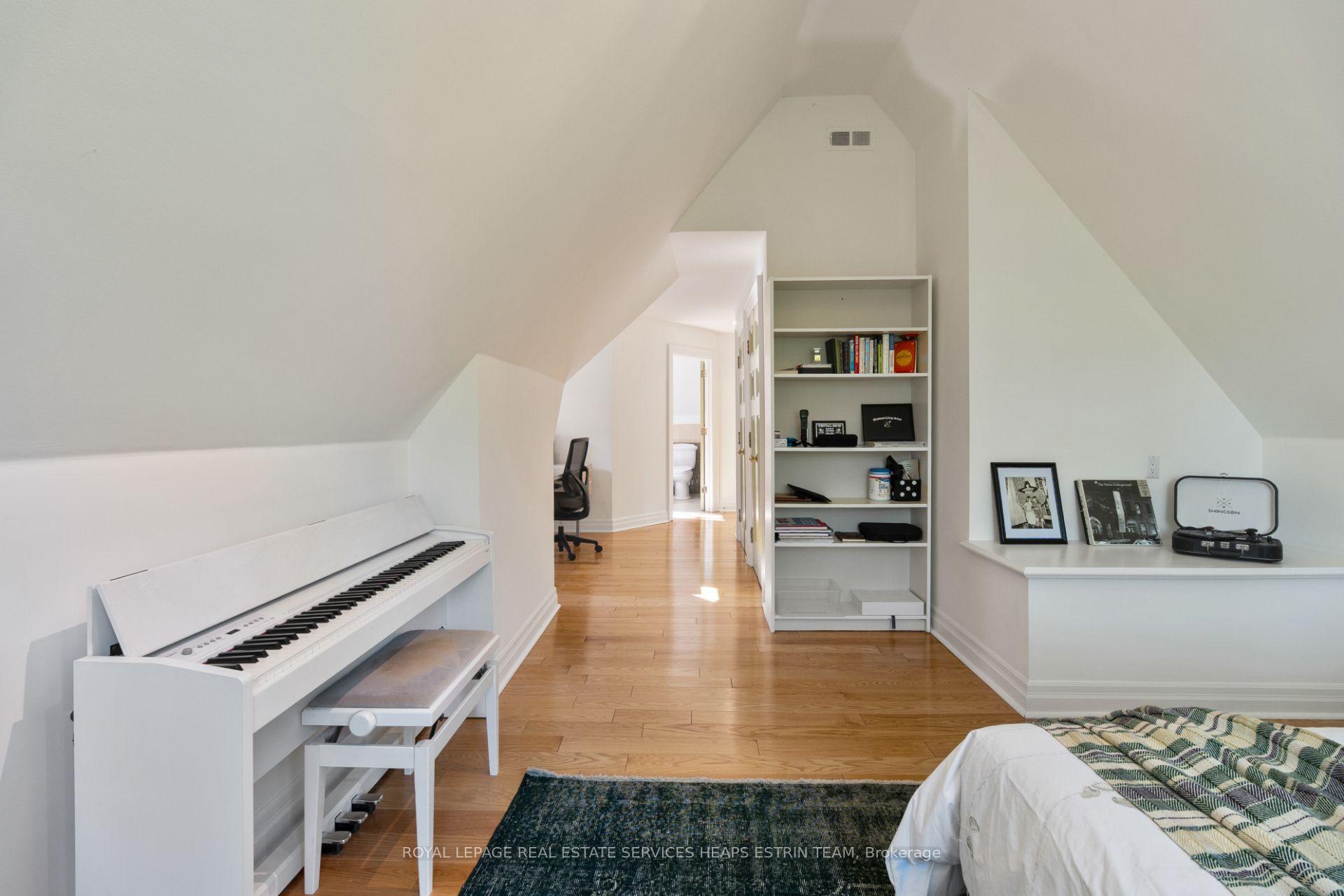 Photo 32 of 65 Highland Avenue, Toronto, Rosedale-Moore Park — HOMEH