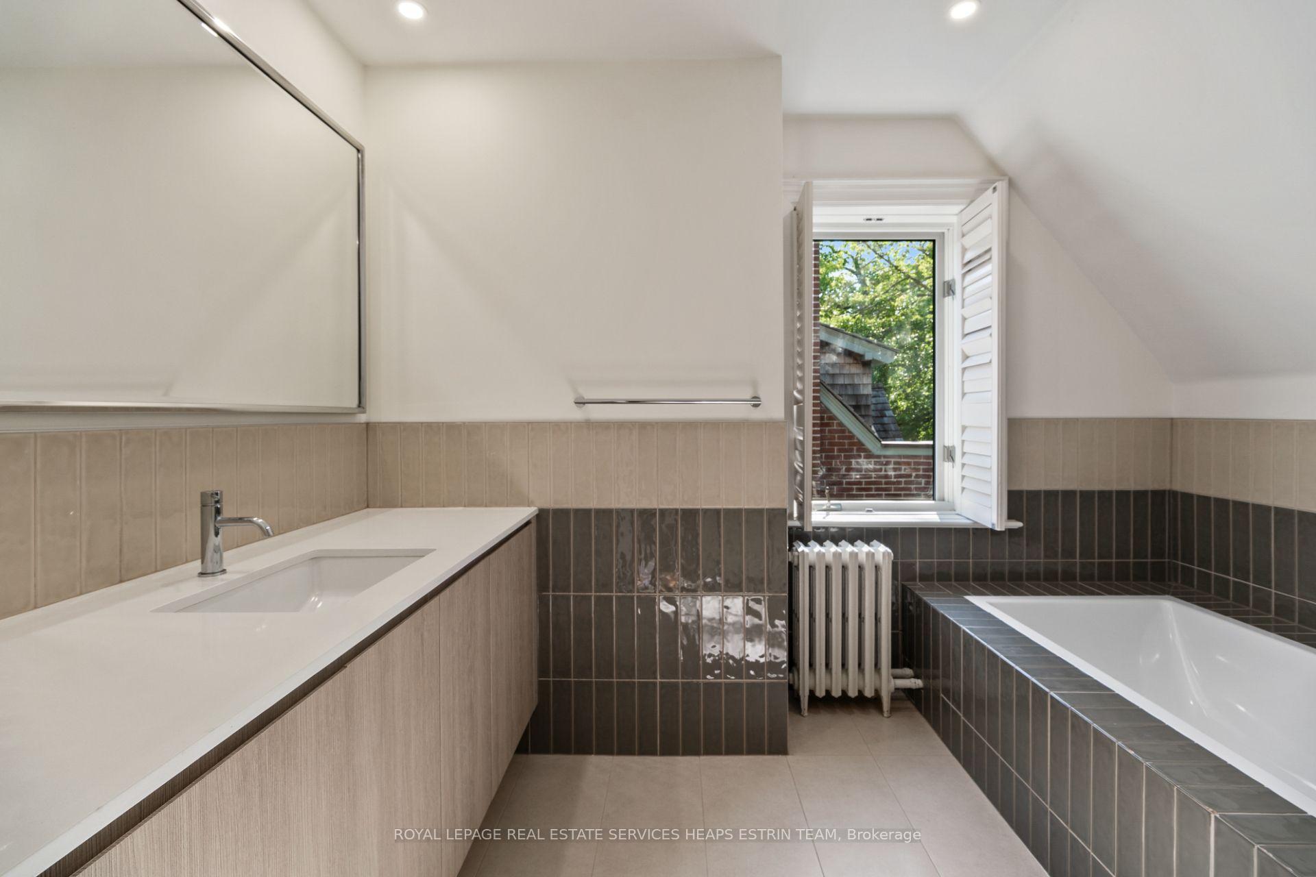 Photo 33 of 65 Highland Avenue, Toronto, Rosedale-Moore Park — HOMEH