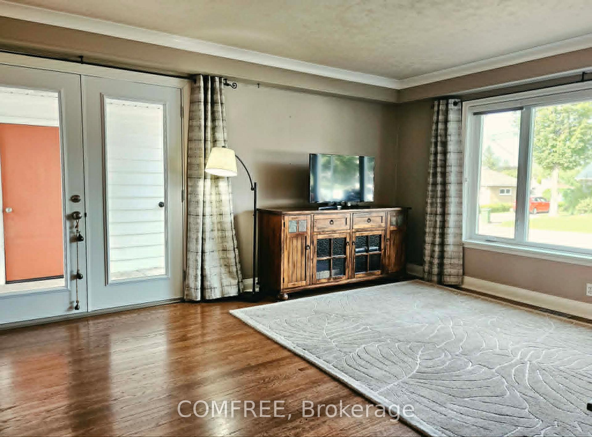 Photo 6 of 470 Fraser Street, Pembroke, Pembroke — HOMEH