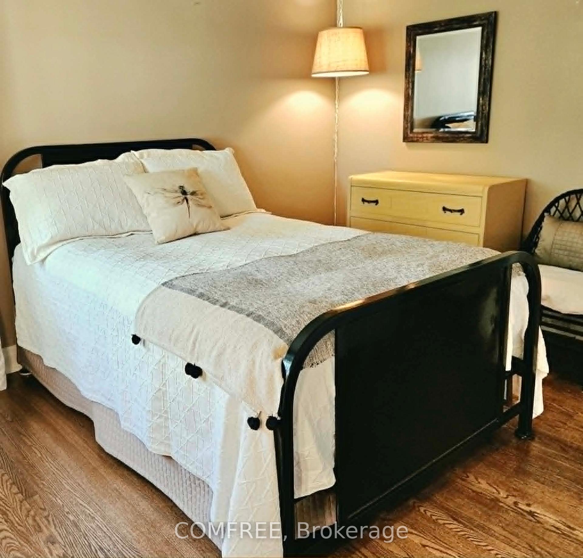 Photo 13 of 470 Fraser Street, Pembroke, Pembroke — HOMEH